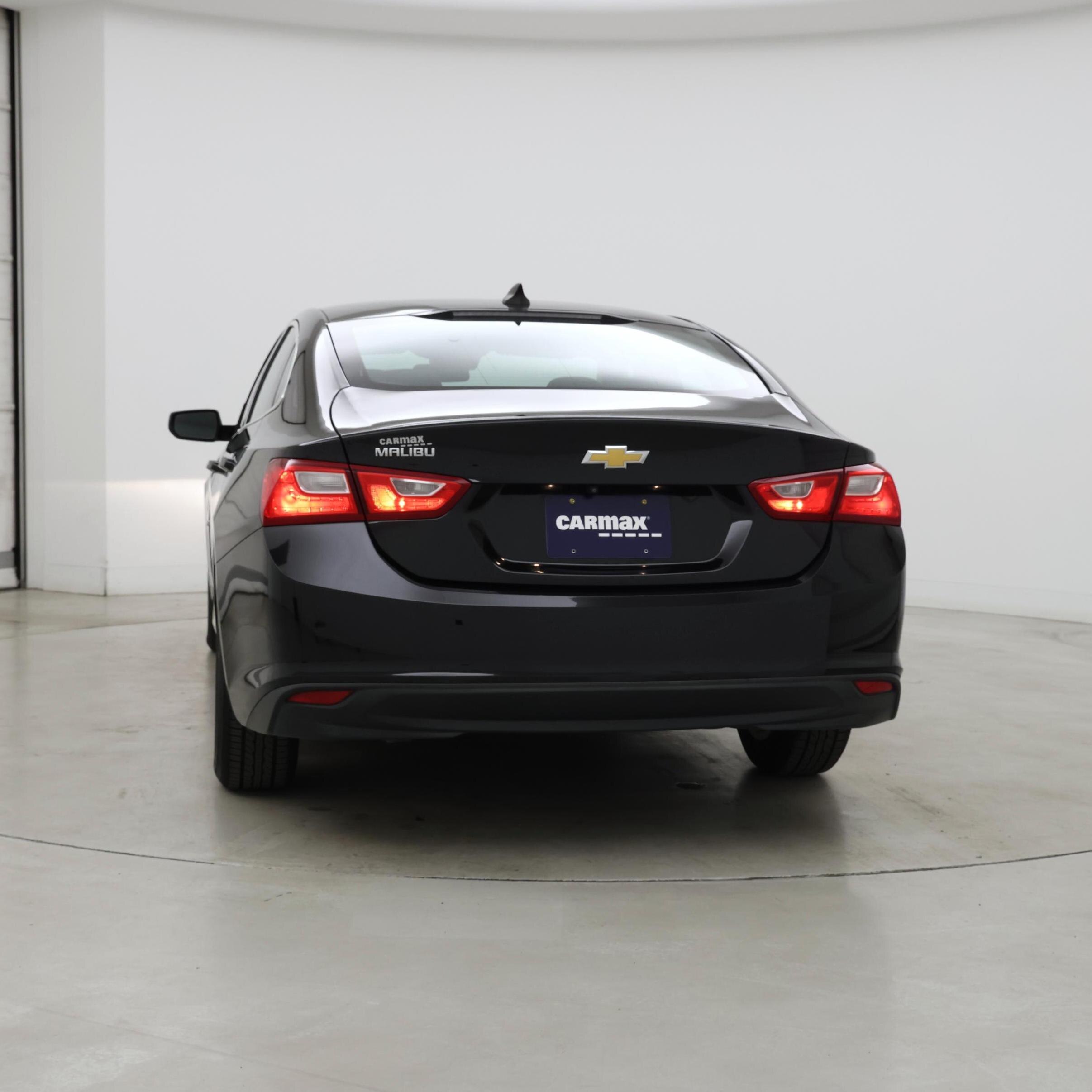 Thumbnail: 2023 Chevrolet Malibu - 6