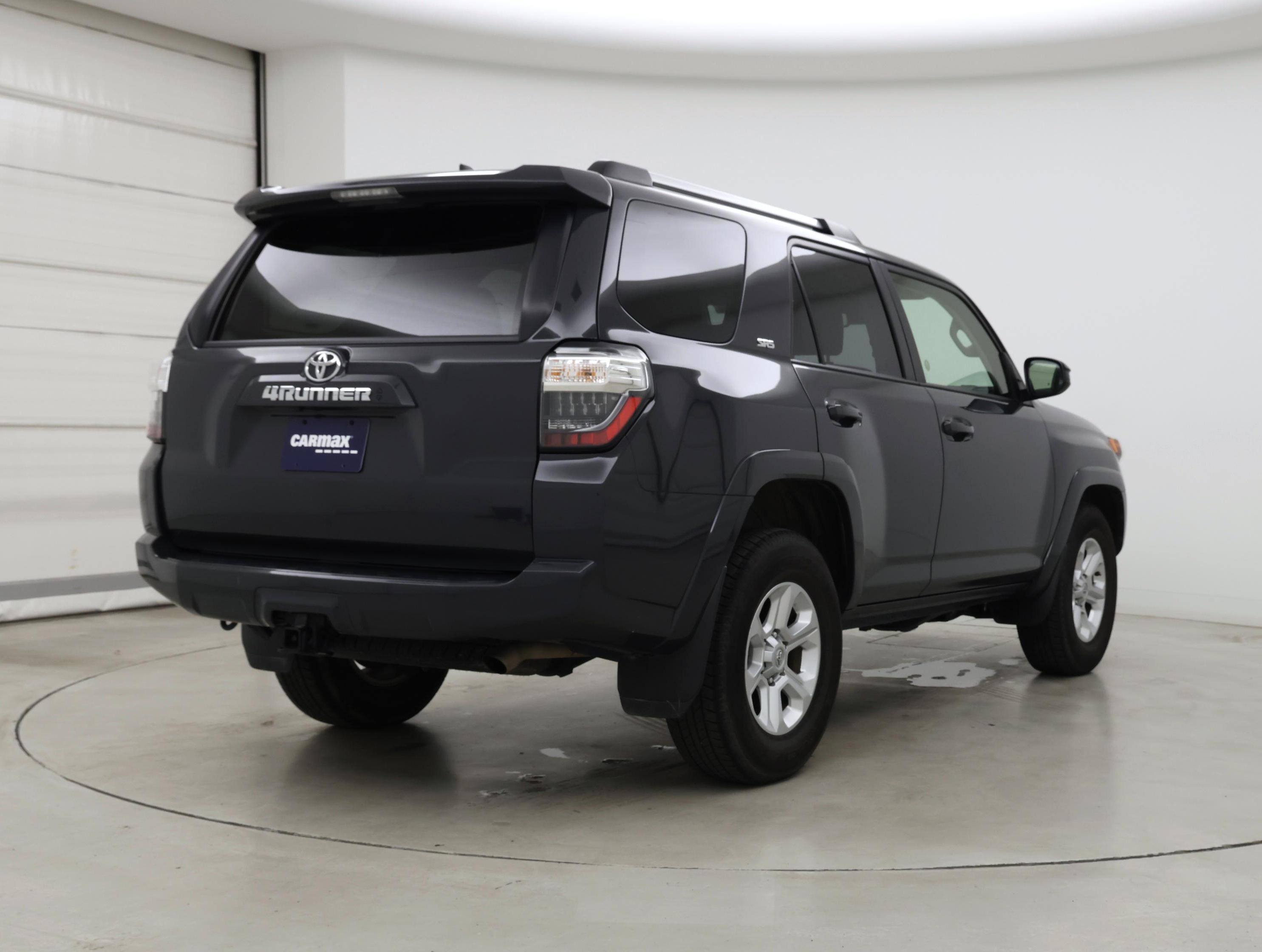 Thumbnail: 2024 Toyota 4Runner - 8