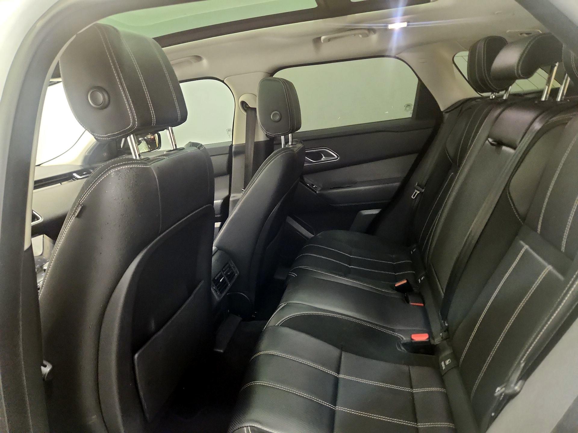 Thumbnail: 2021 Land Rover Range Rover Velar - 20