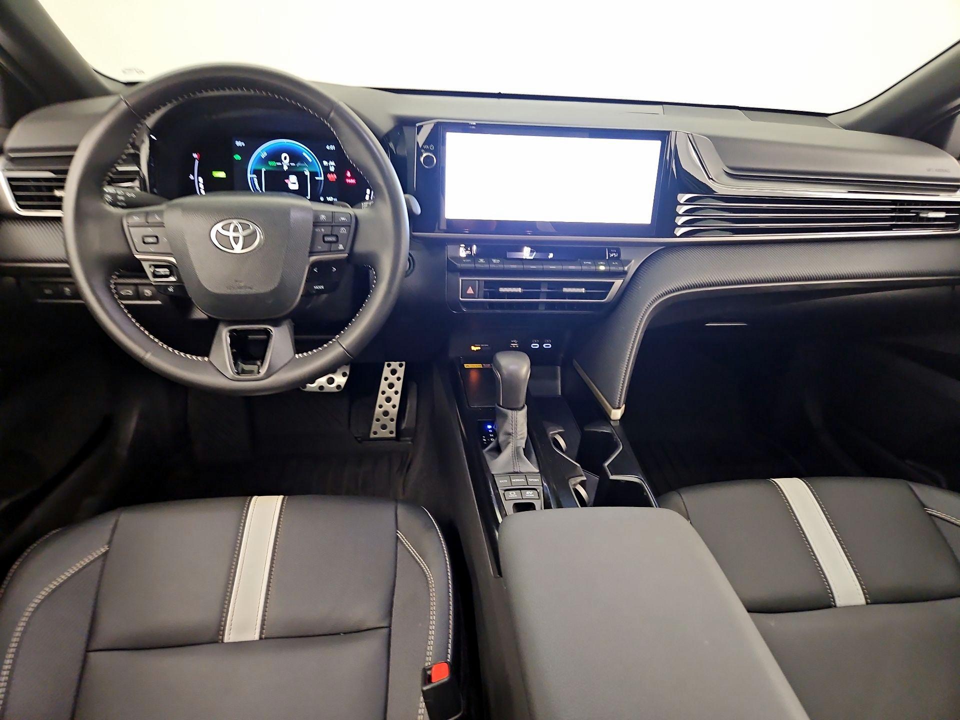 Thumbnail: 2025 Toyota Camry - 9