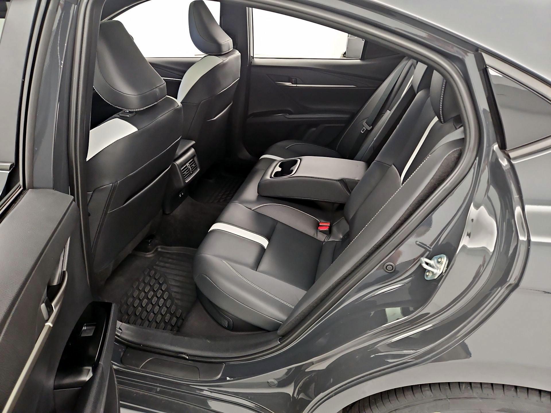 Thumbnail: 2025 Toyota Camry - 20