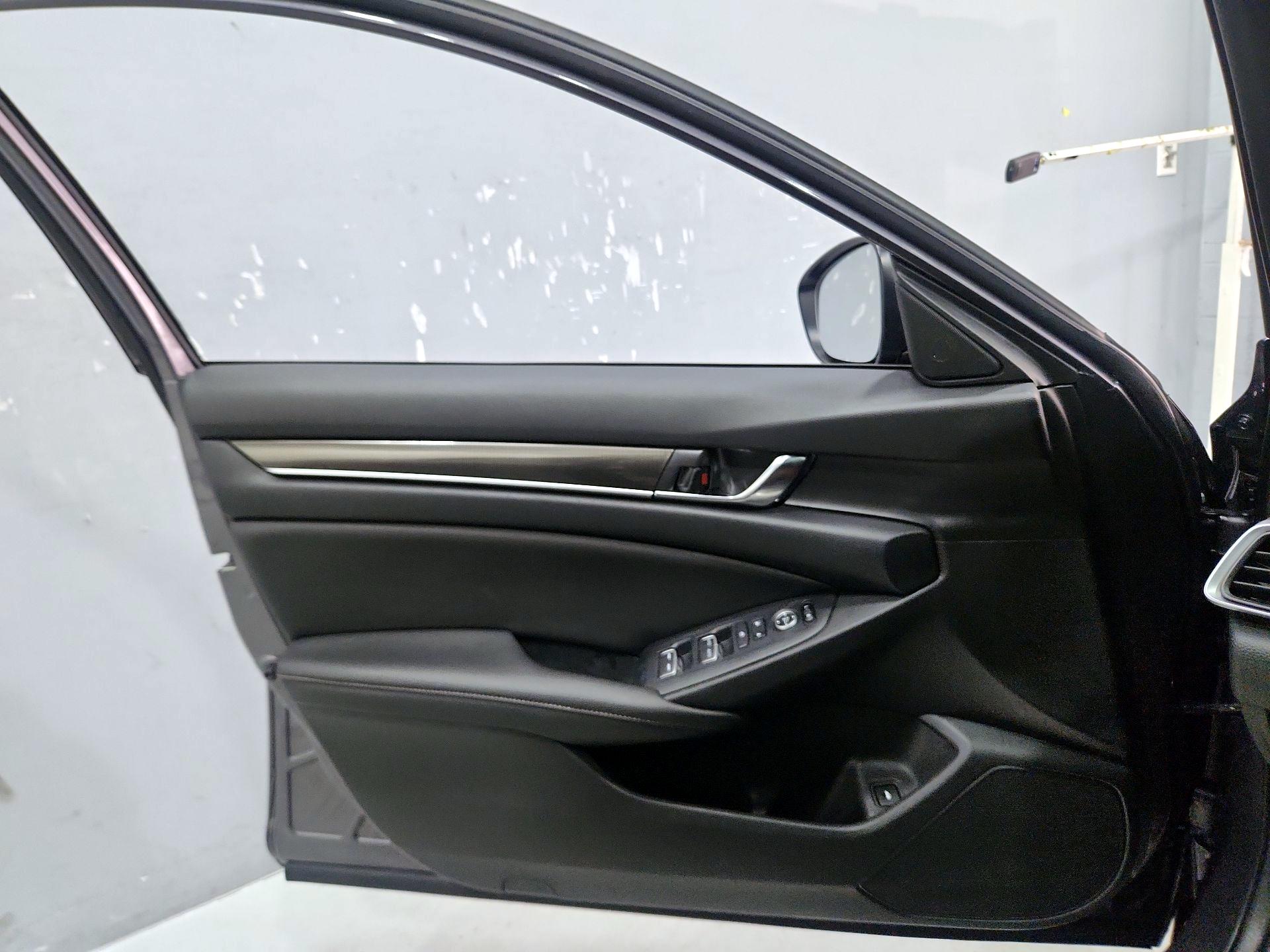 Thumbnail: 2020 Honda Accord - 12