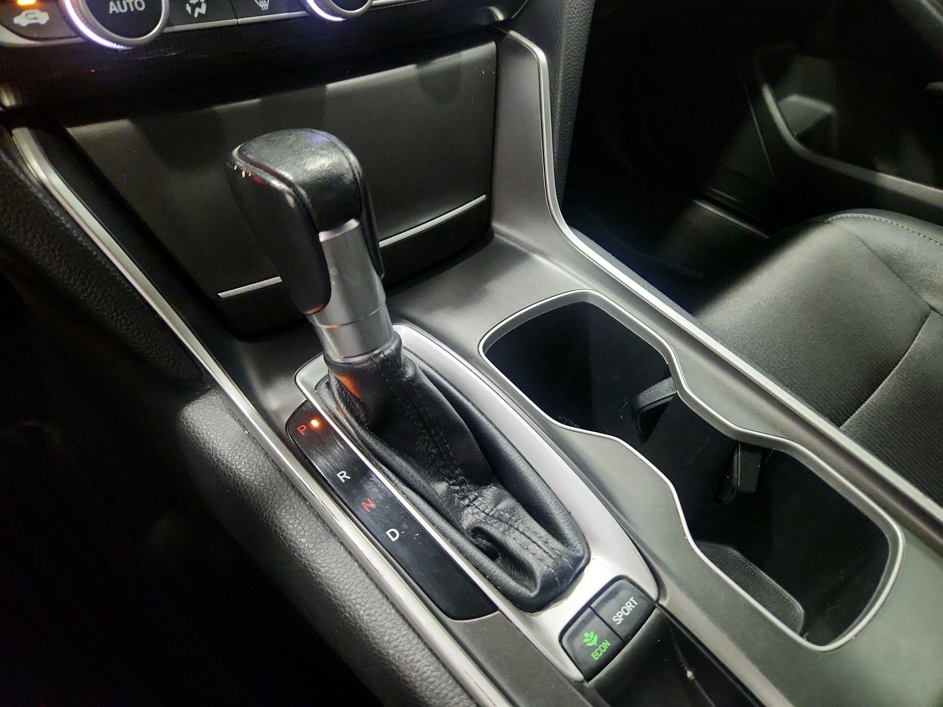 Thumbnail: 2020 Honda Accord - 17