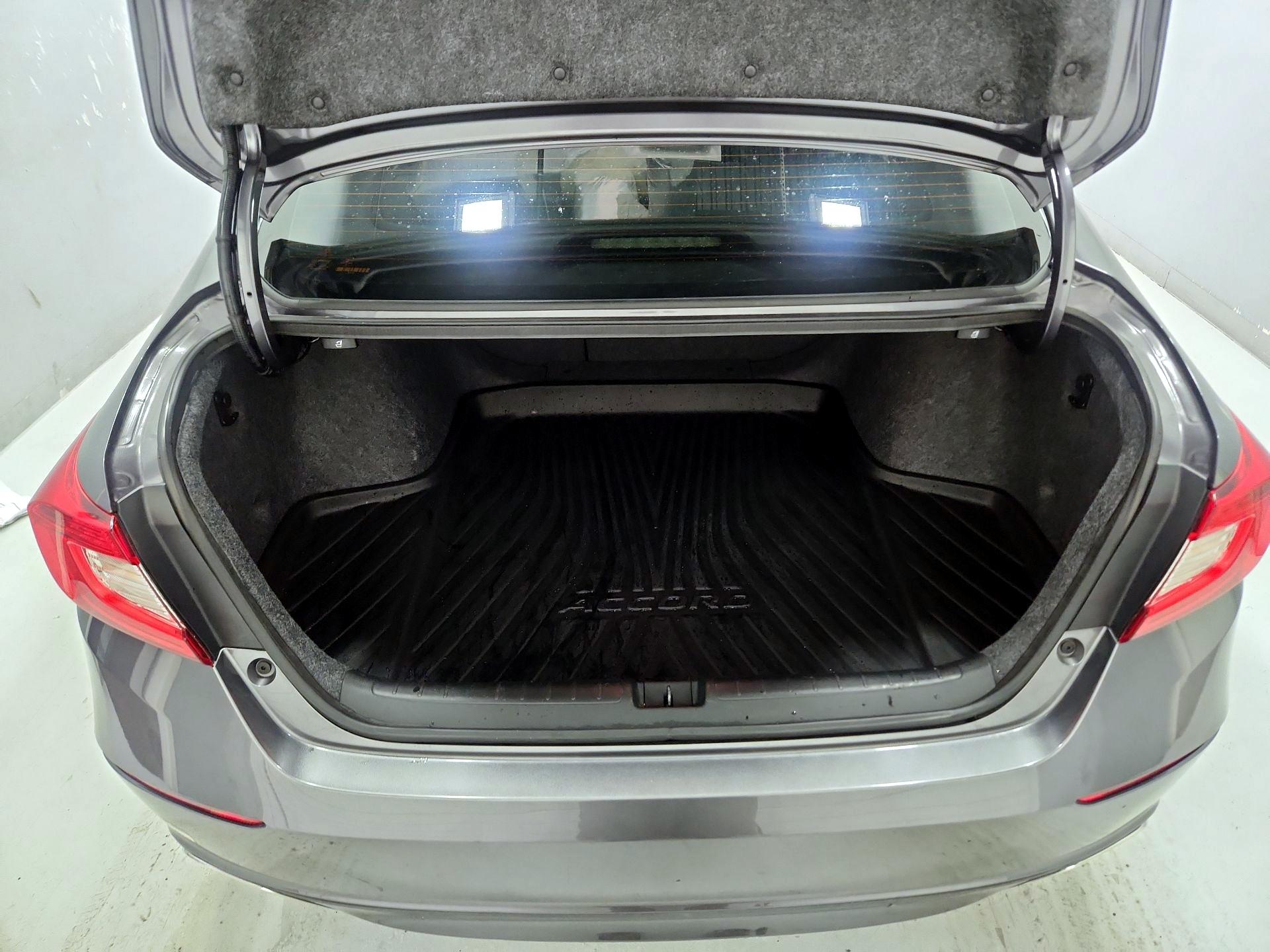 Thumbnail: 2020 Honda Accord - 20