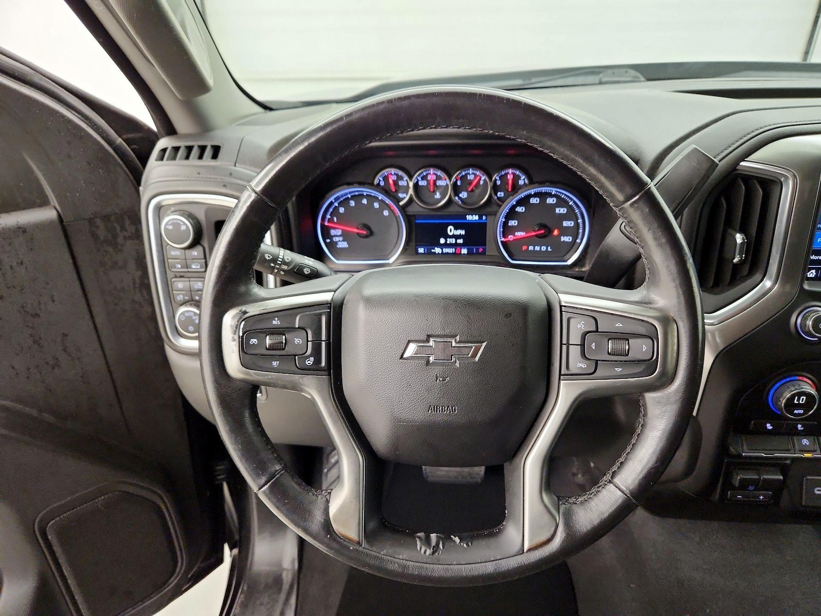 2019 Chevrolet Silverado 1500 RST - Photo 11