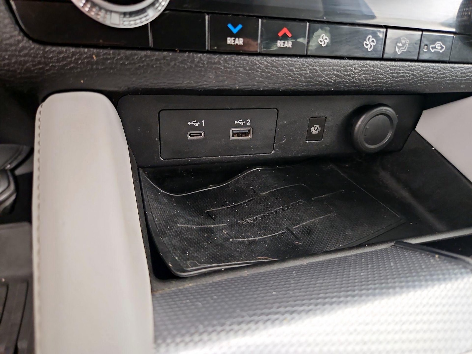 2023 Mitsubishi Outlander SEL - Photo 20