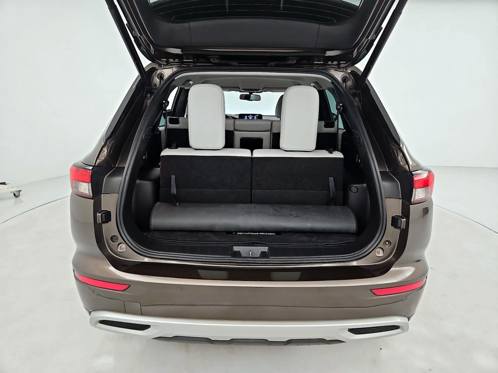 2023 Mitsubishi Outlander SEL - Photo 23