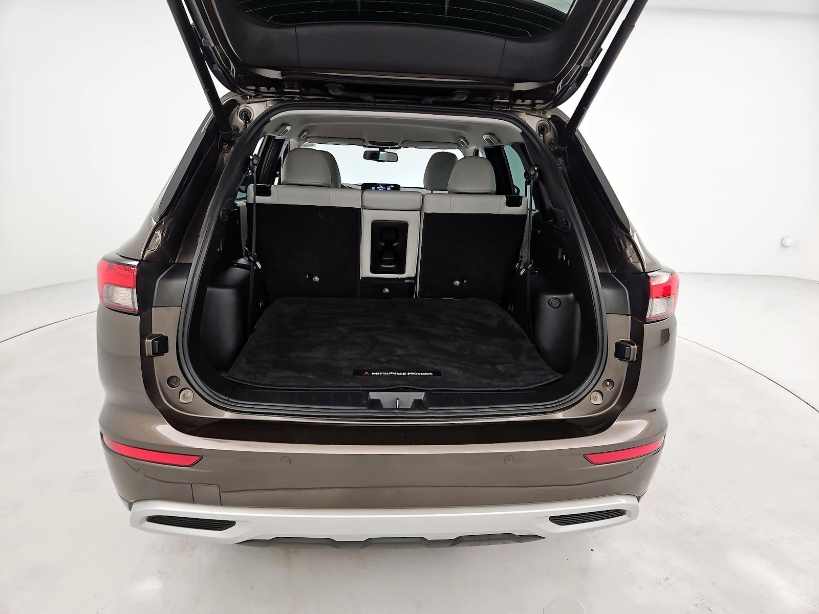 2023 Mitsubishi Outlander SEL - Photo 24