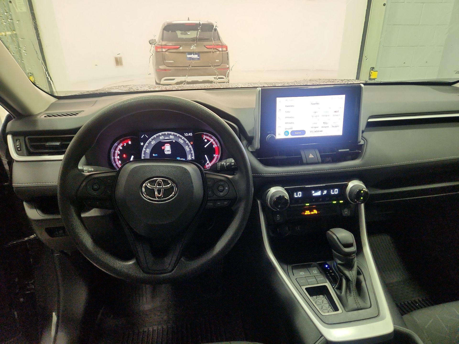 Thumbnail: 2024 Toyota RAV4 - 9