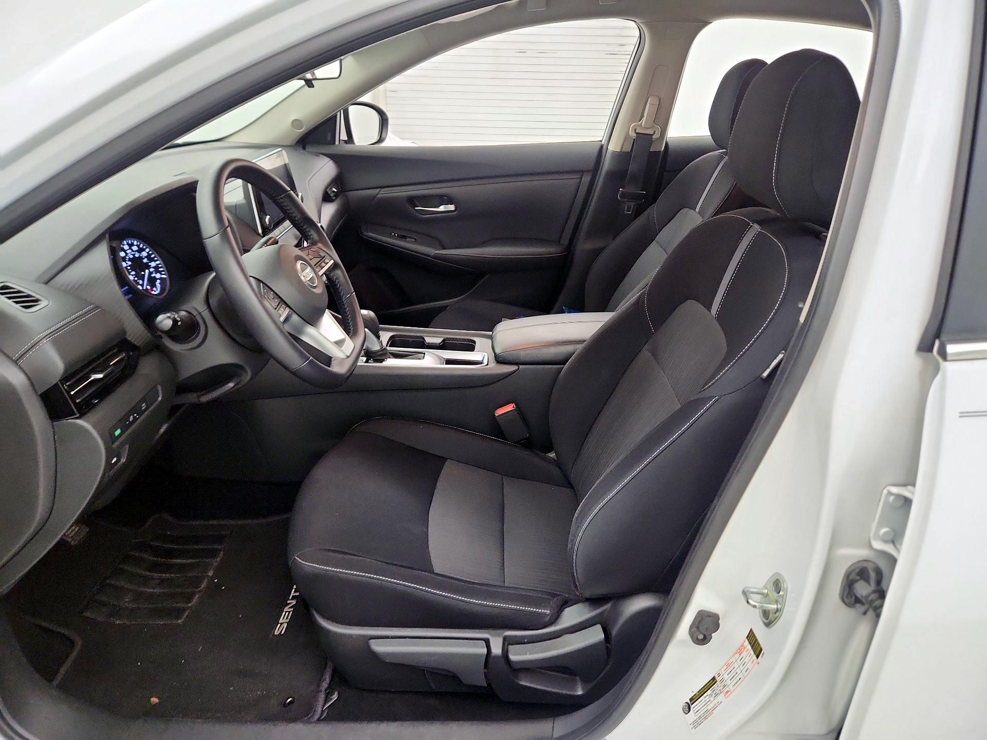Thumbnail: 2020 Nissan Sentra - 11