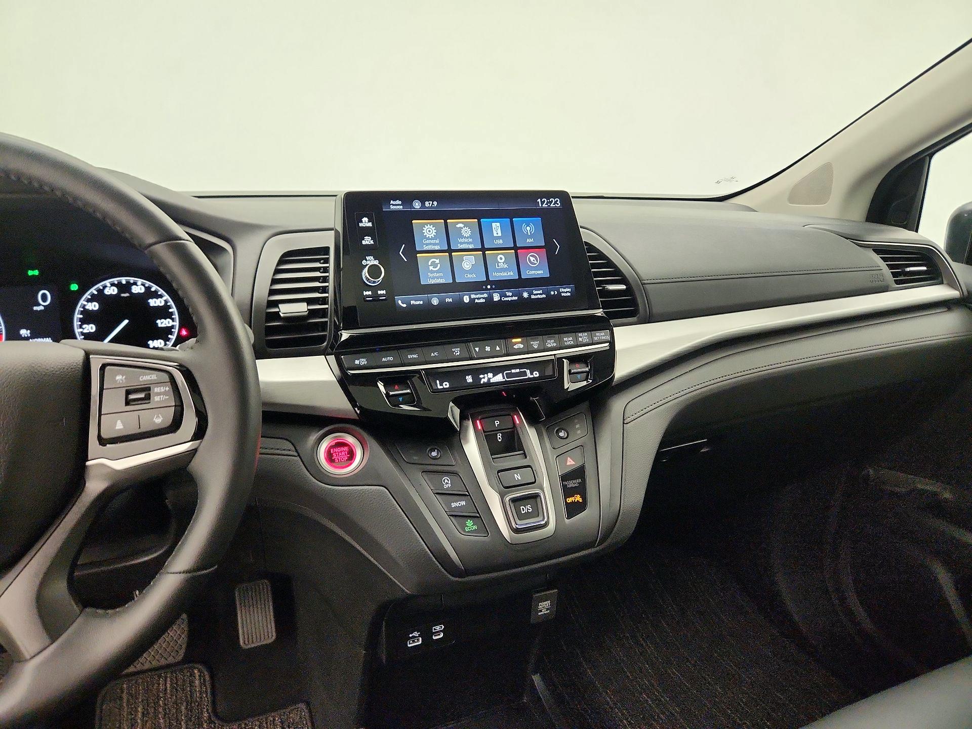 Thumbnail: 2026 Honda Odyssey - 9