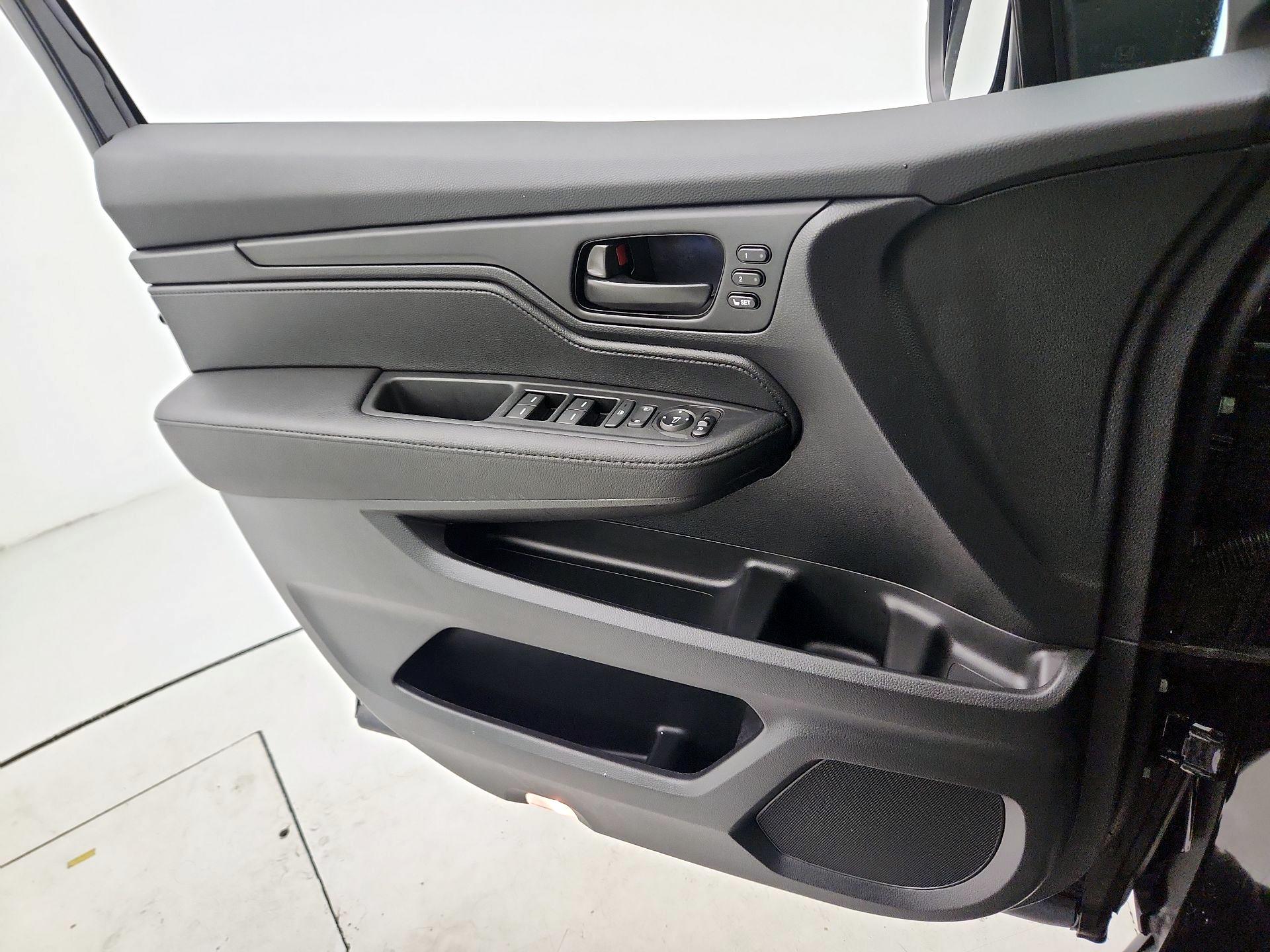Thumbnail: 2026 Honda Odyssey - 12