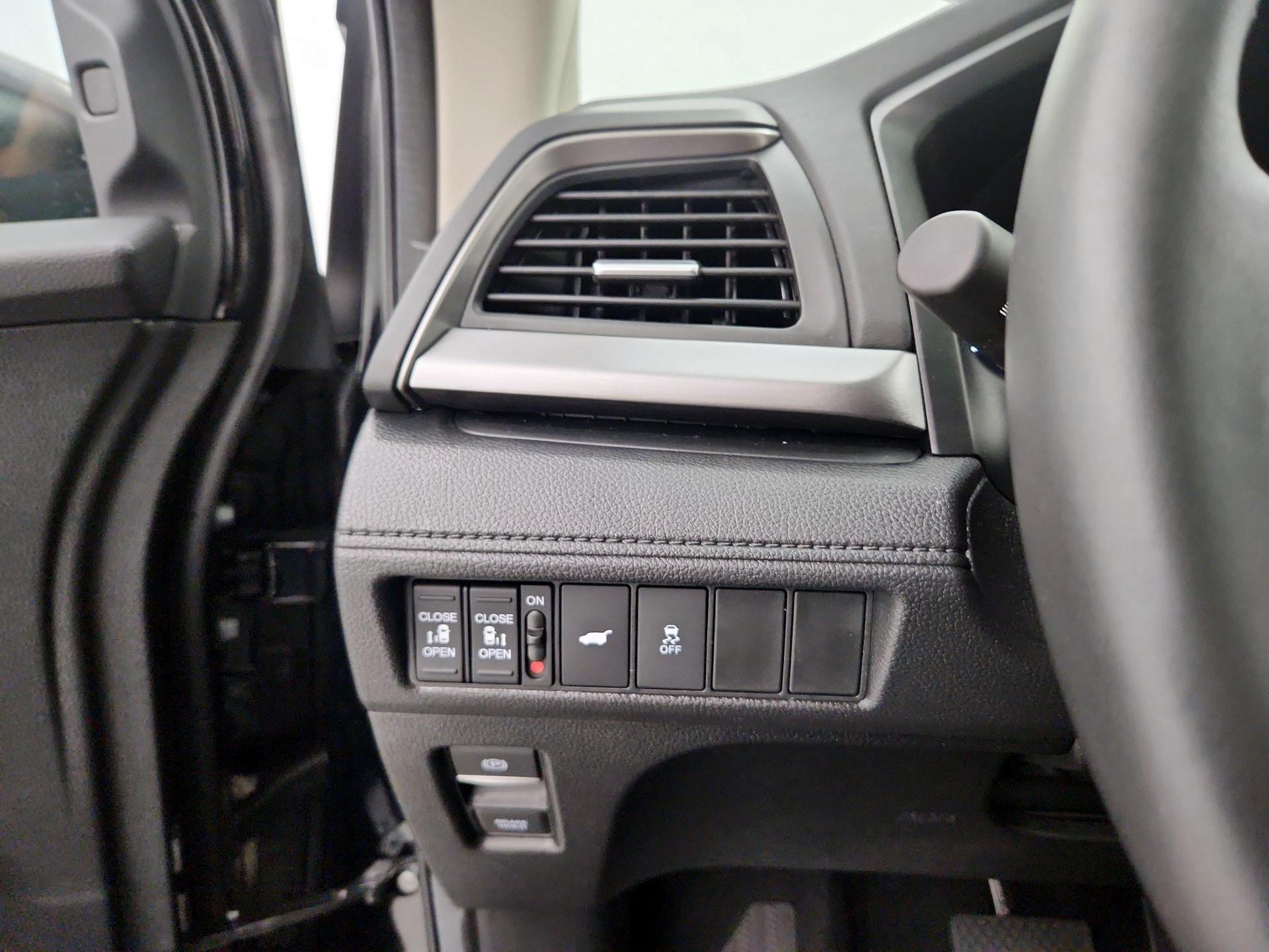 Thumbnail: 2026 Honda Odyssey - 13