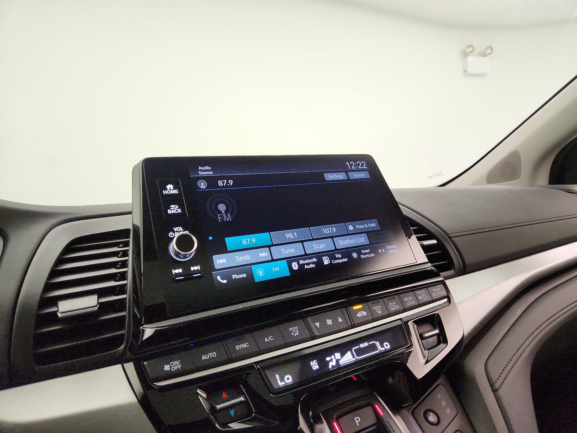 Thumbnail: 2026 Honda Odyssey - 15