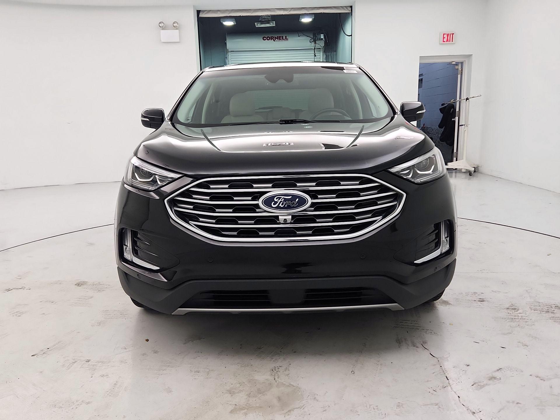 Thumbnail: 2019 Ford Edge - 2