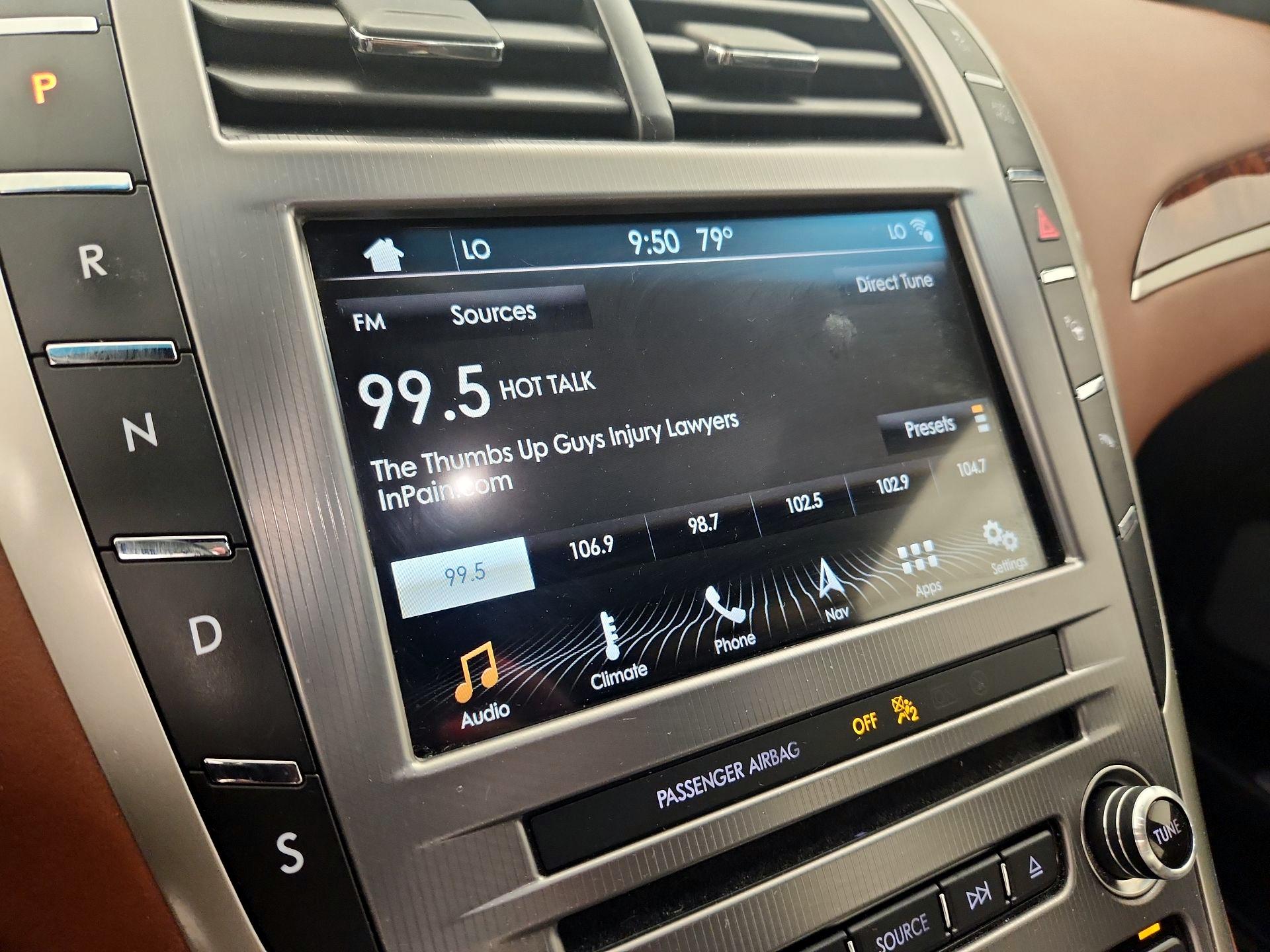 Thumbnail: 2017 Lincoln MKZ - 16