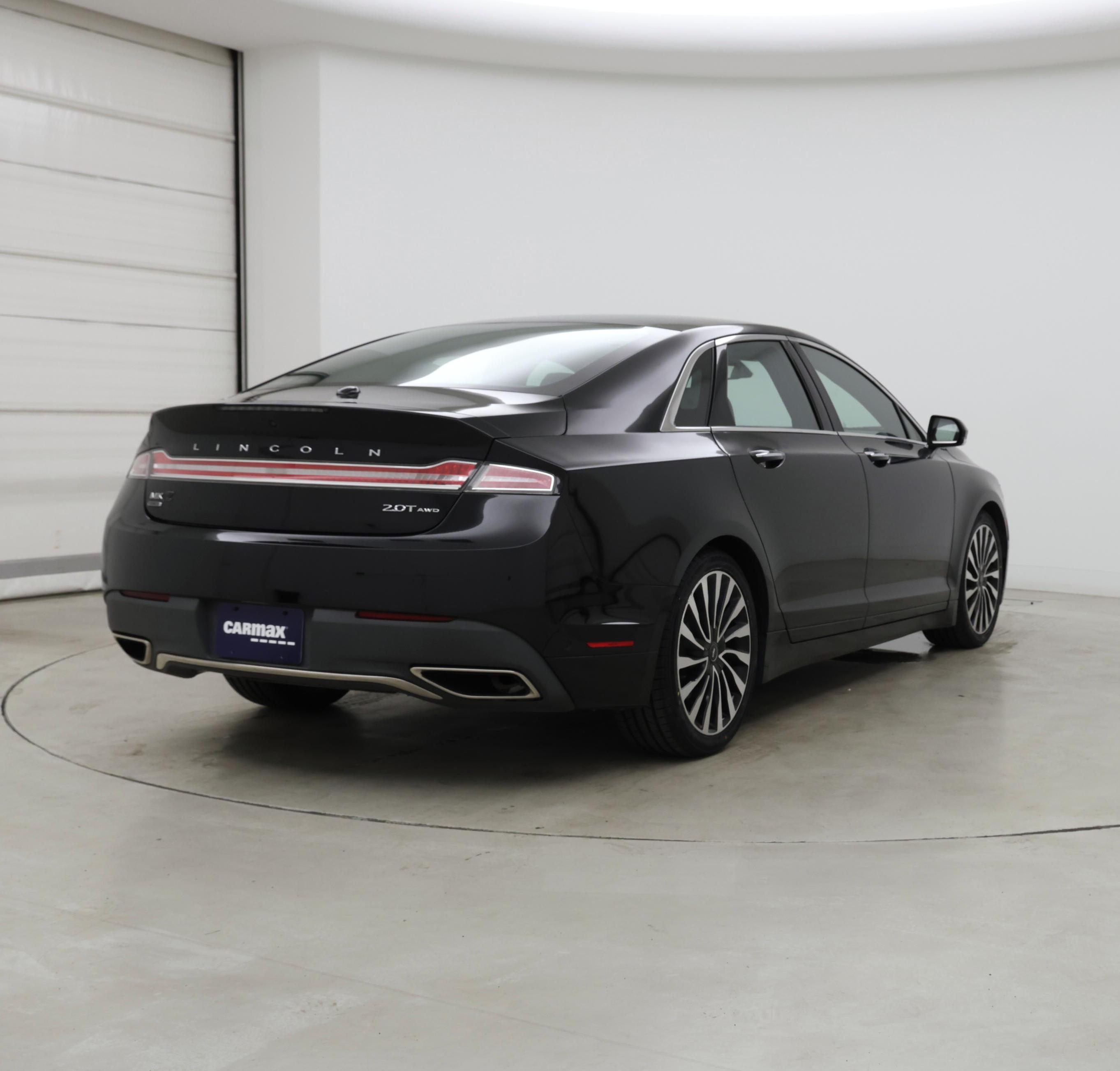 Thumbnail: 2017 Lincoln MKZ - 8