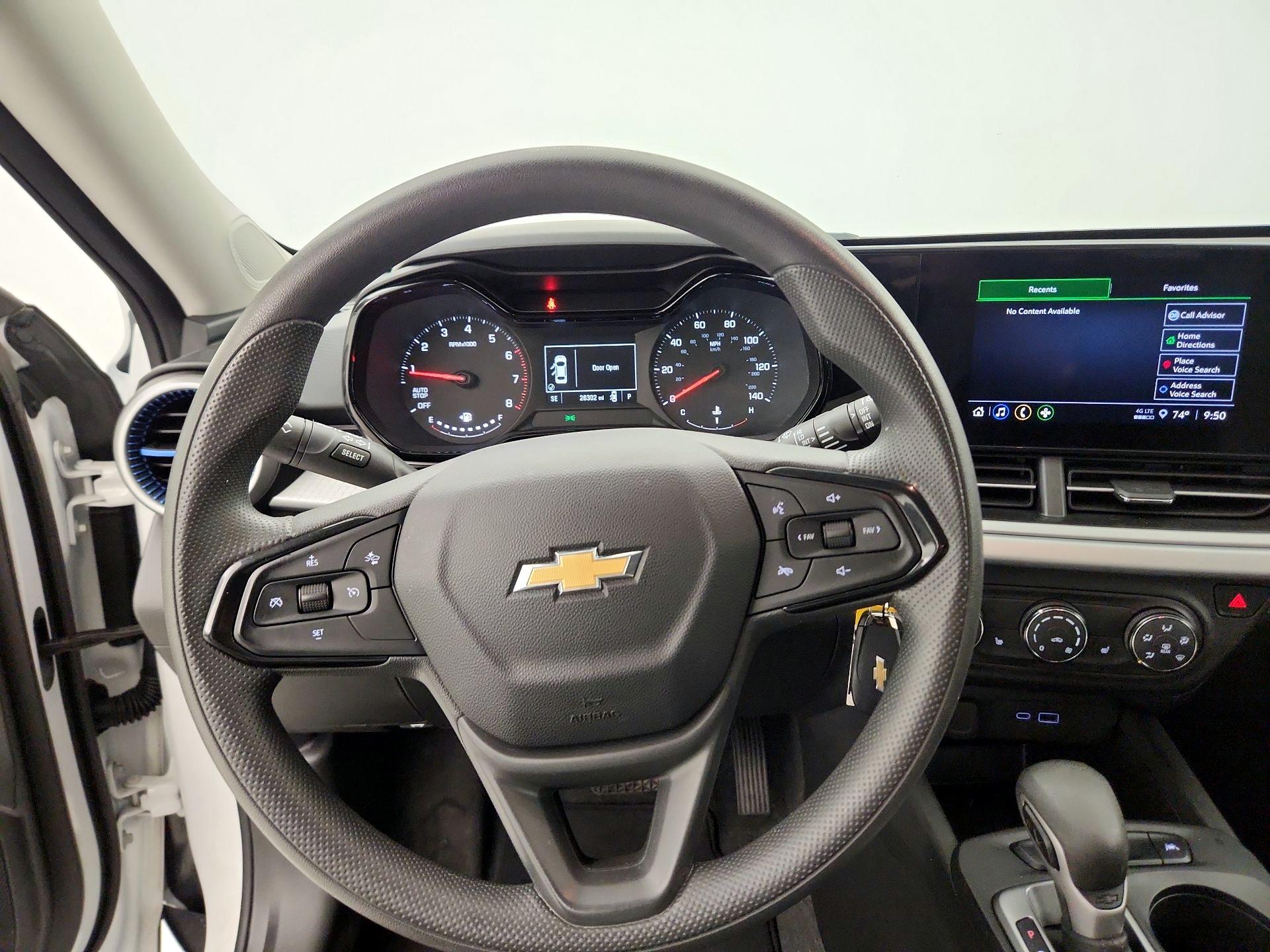 Thumbnail: 2025 Chevrolet Trax - 10