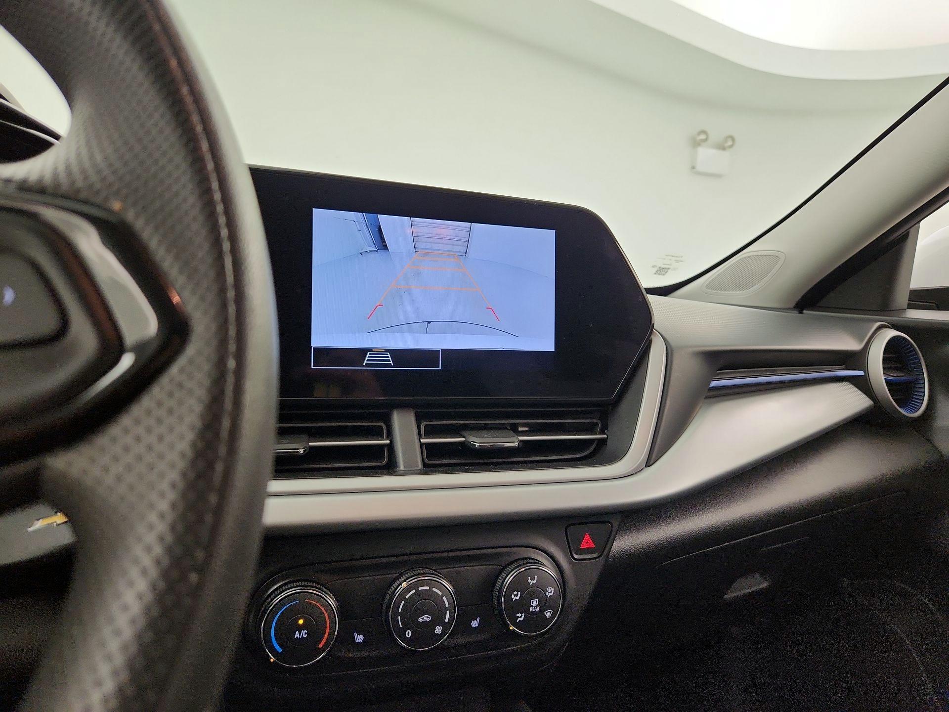 Thumbnail: 2025 Chevrolet Trax - 14