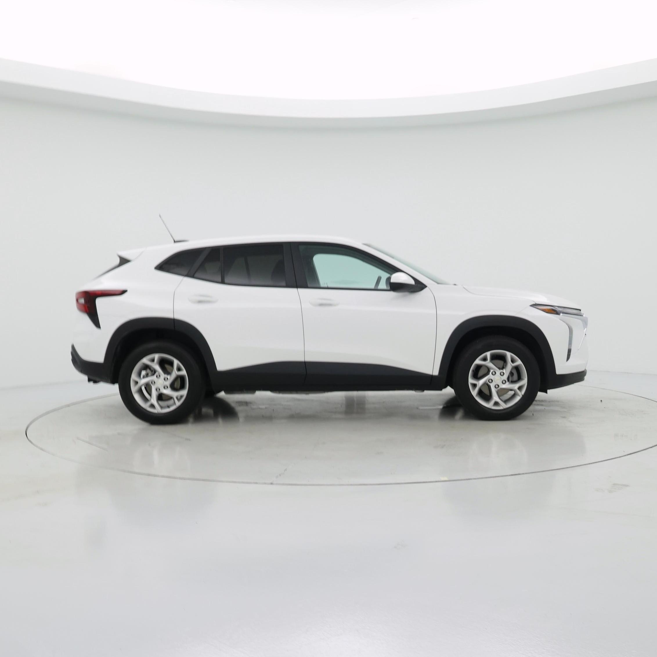 Thumbnail: 2025 Chevrolet Trax - 7