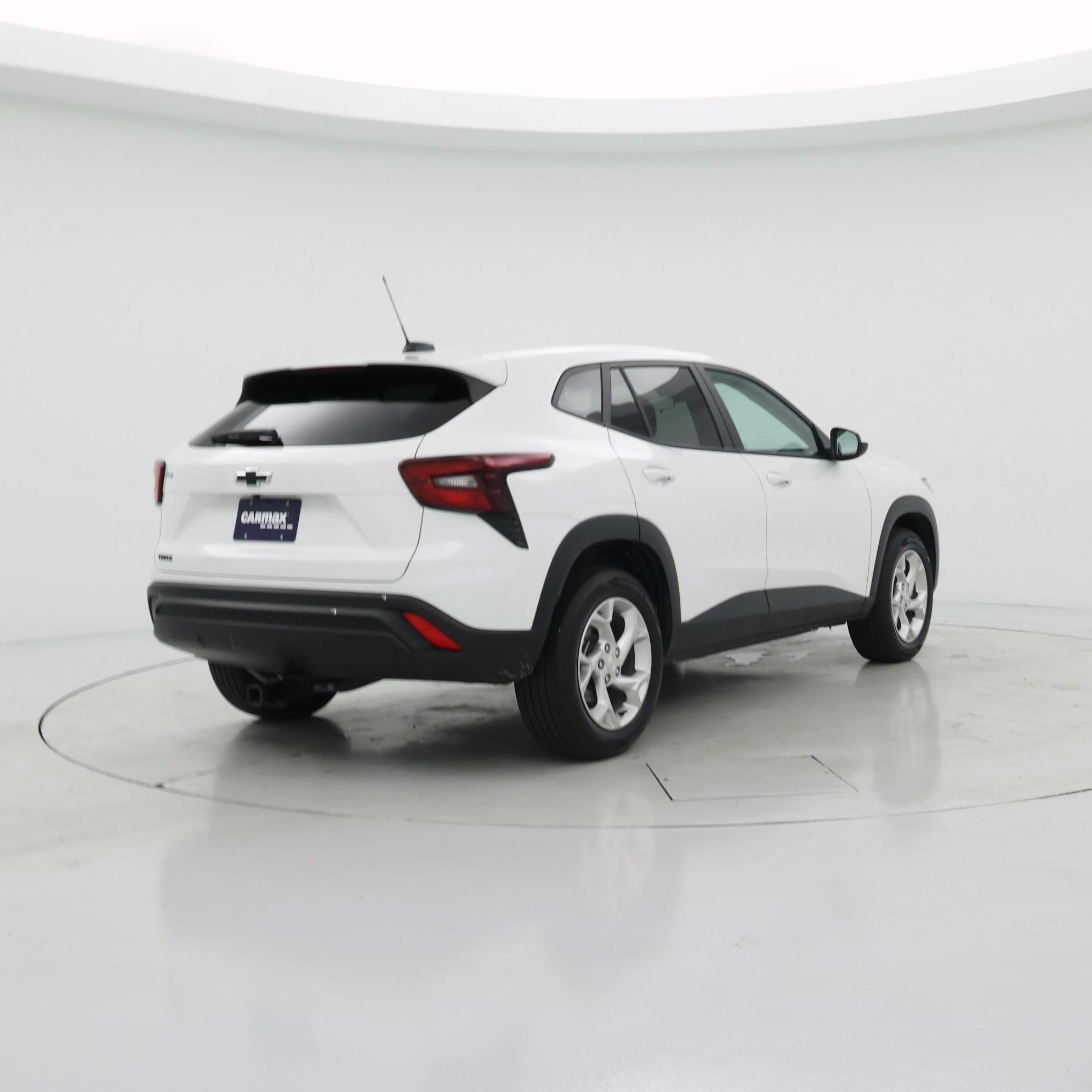 Thumbnail: 2025 Chevrolet Trax - 8