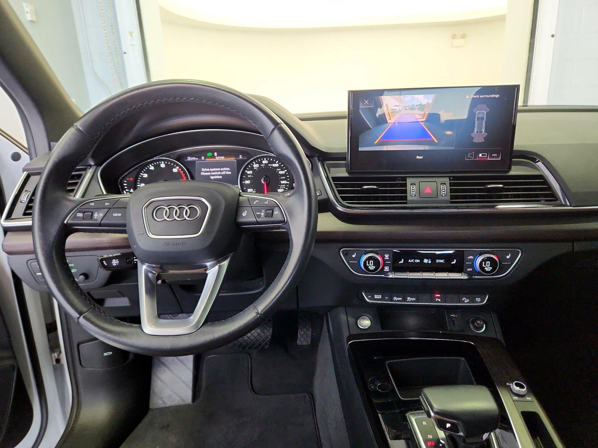 Thumbnail: 2023 Audi Q5 - 9