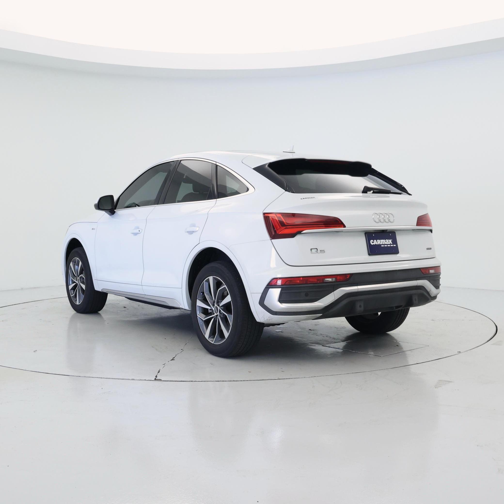 Thumbnail: 2023 Audi Q5 - 2