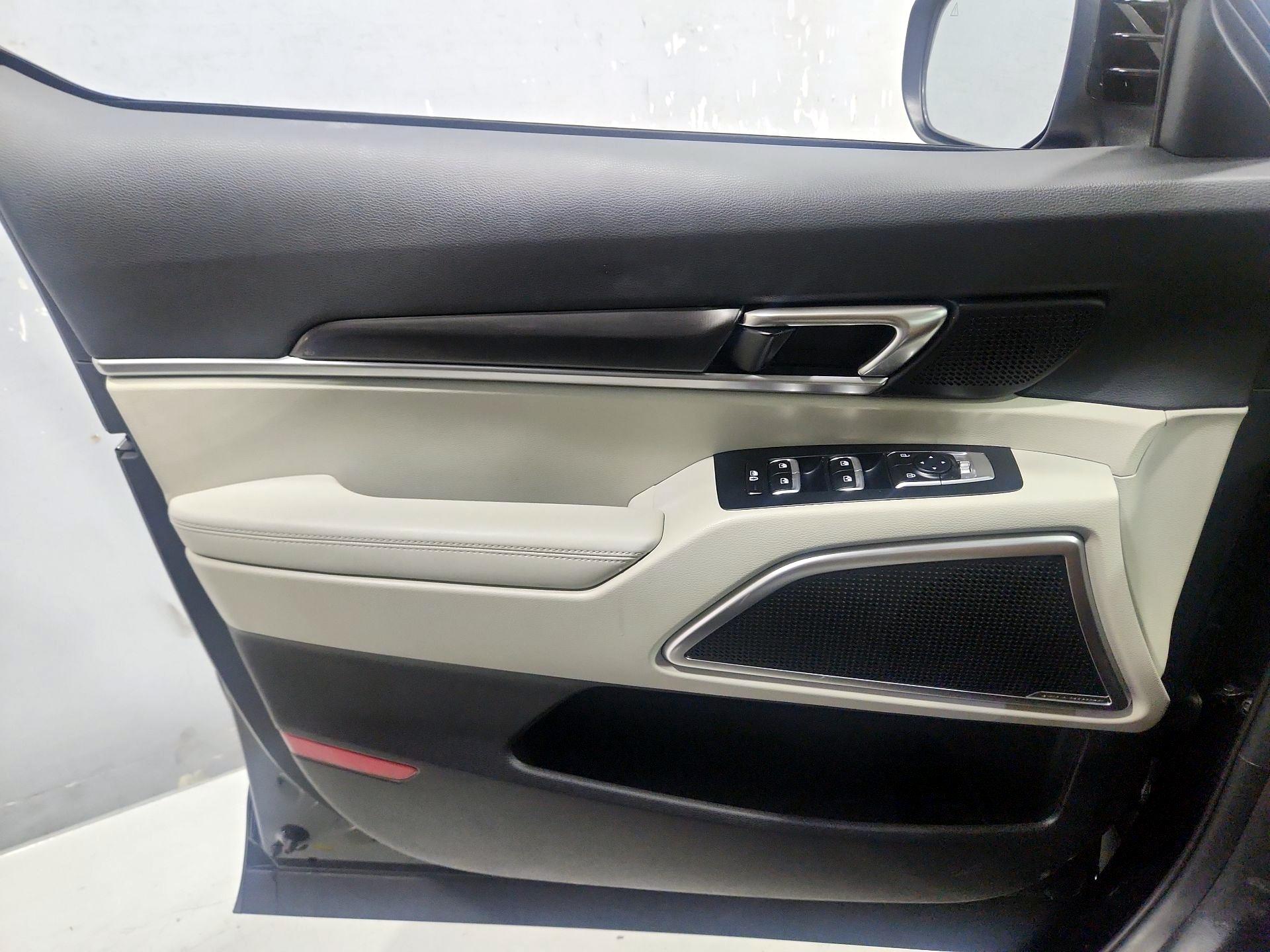 Thumbnail: 2024 Kia Telluride - 12