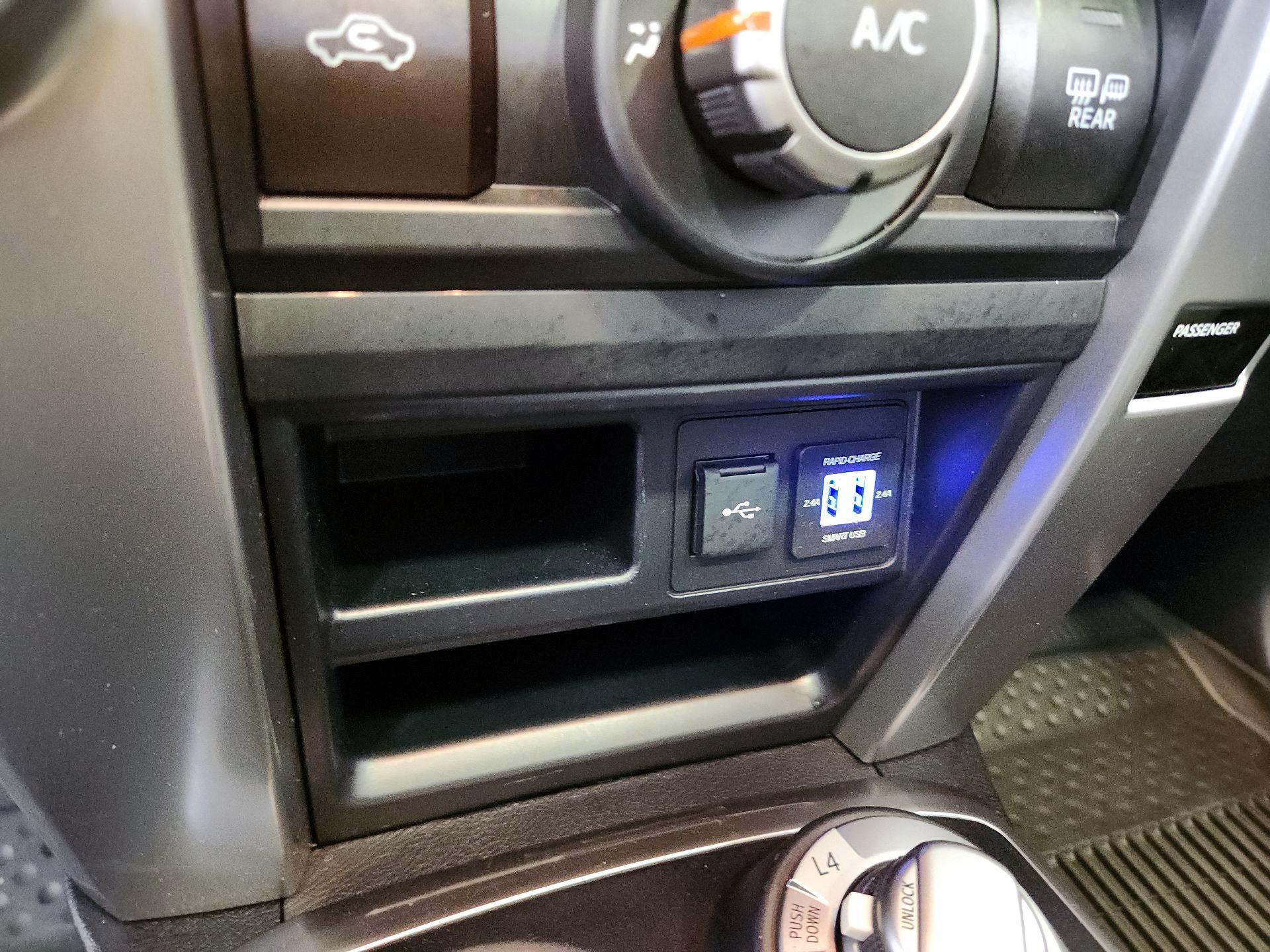 Thumbnail: 2020 Toyota 4Runner - 19