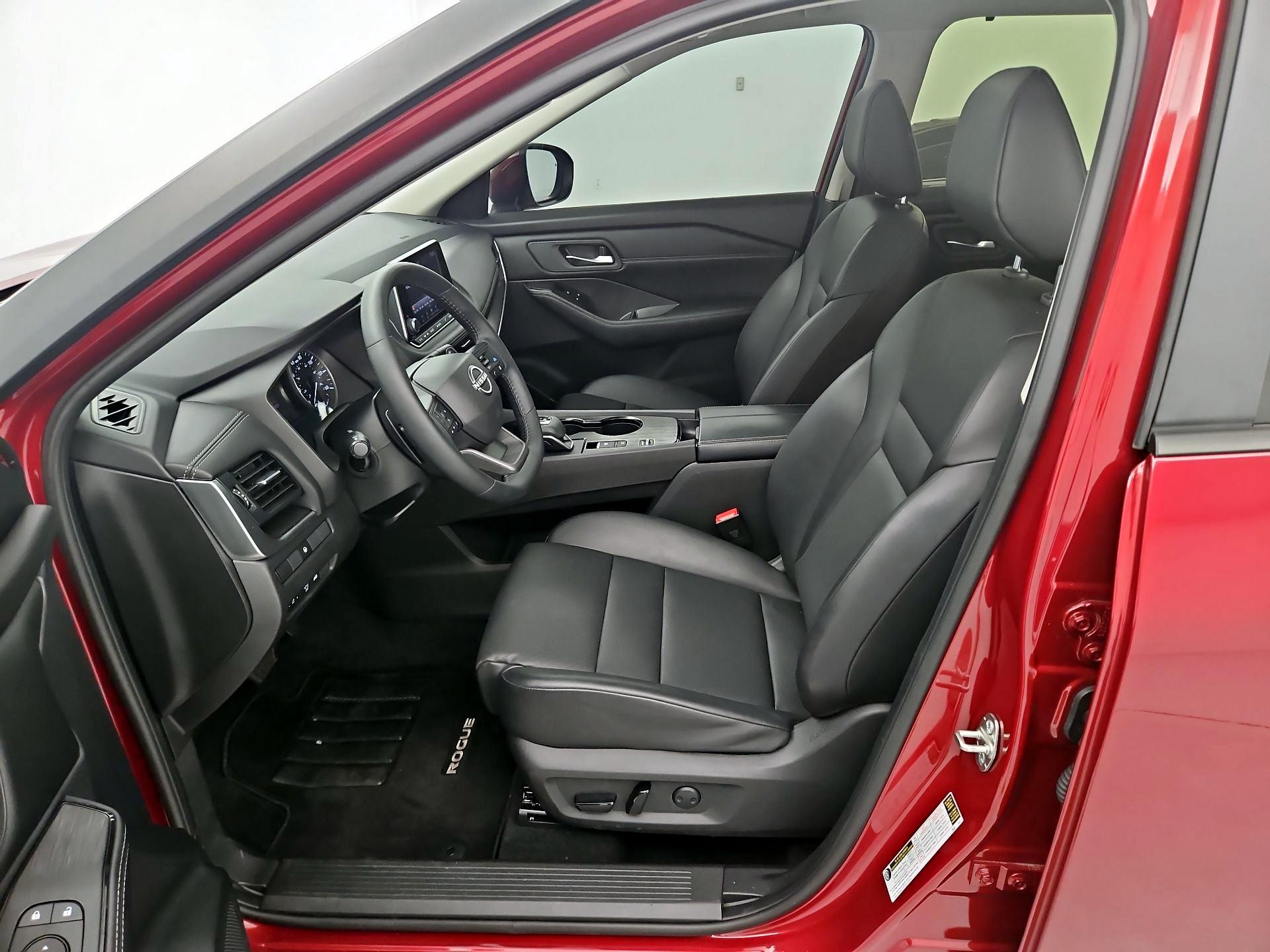 Thumbnail: 2025 Nissan Rogue - 11