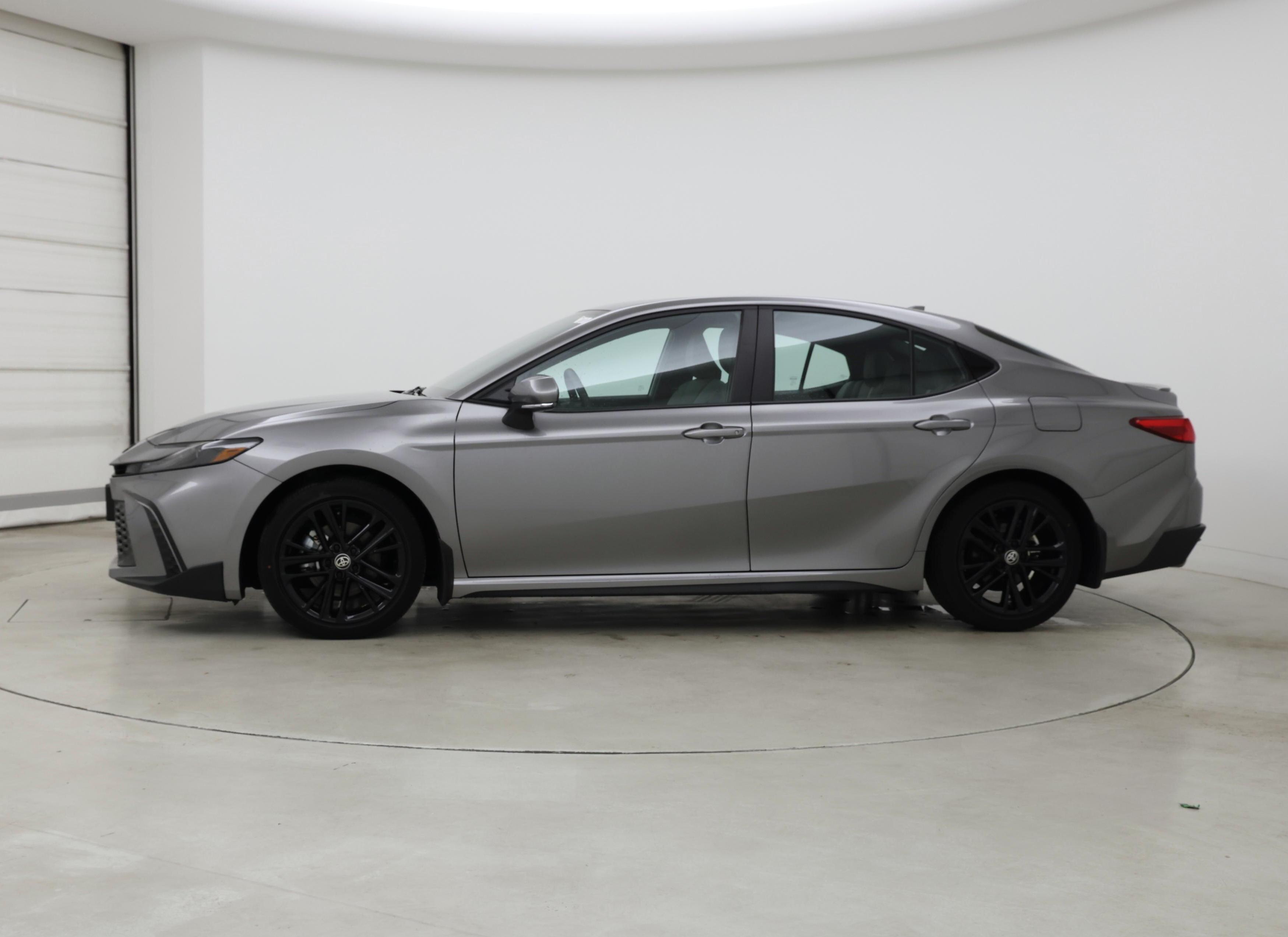 Thumbnail: 2025 Toyota Camry - 3