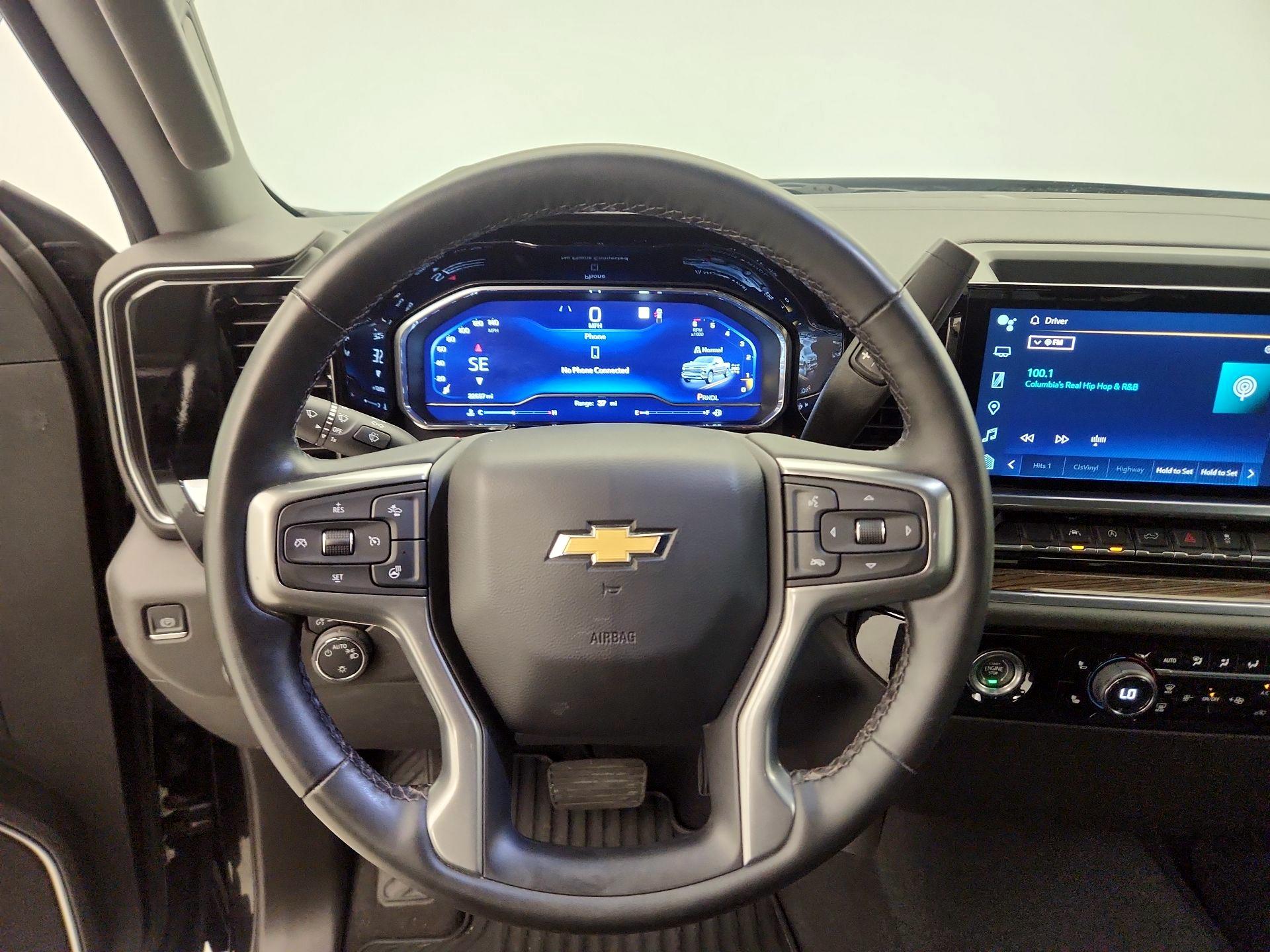 Thumbnail: 2023 Chevrolet Silverado 1500 - 10