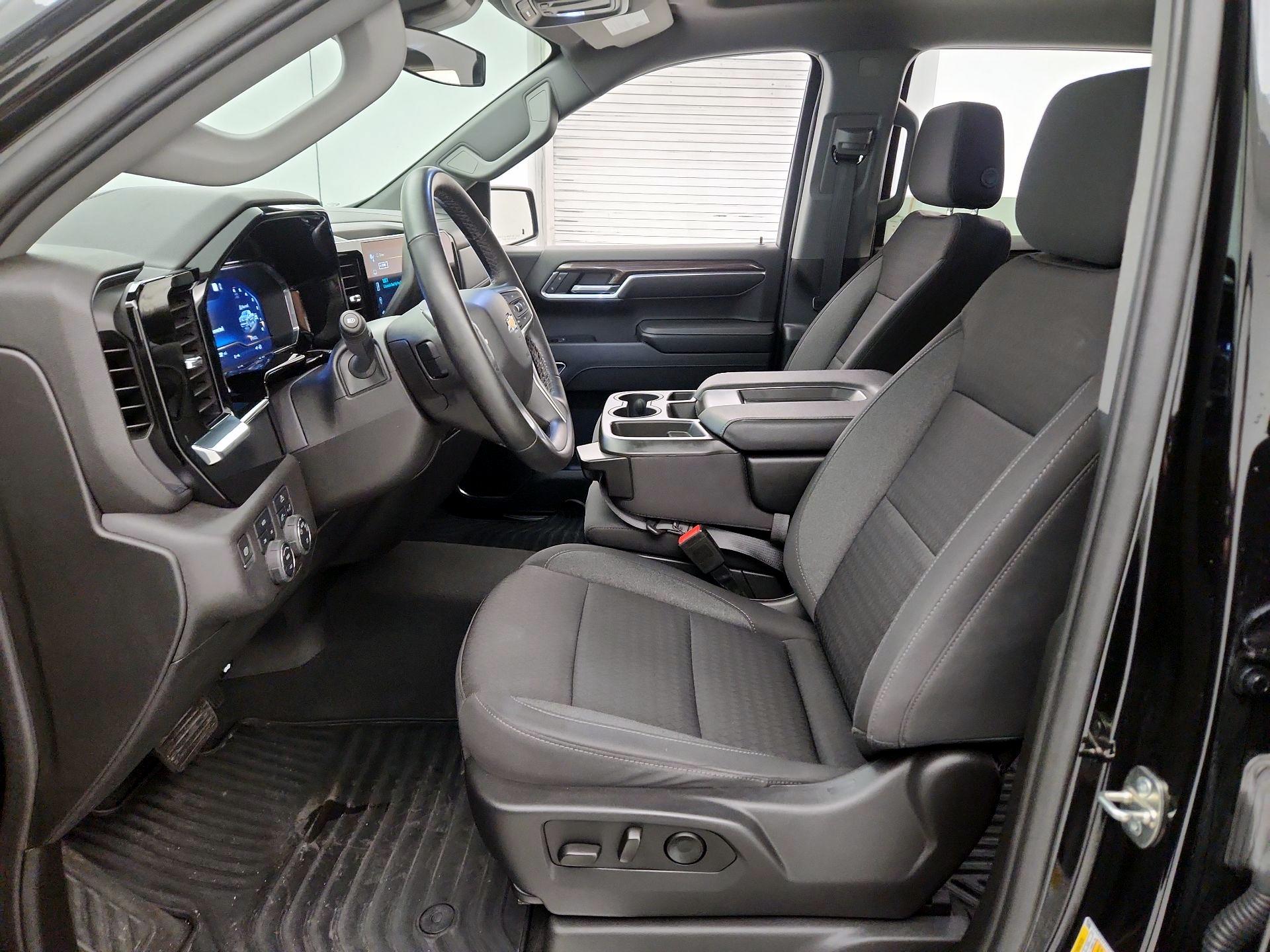 Thumbnail: 2023 Chevrolet Silverado 1500 - 11