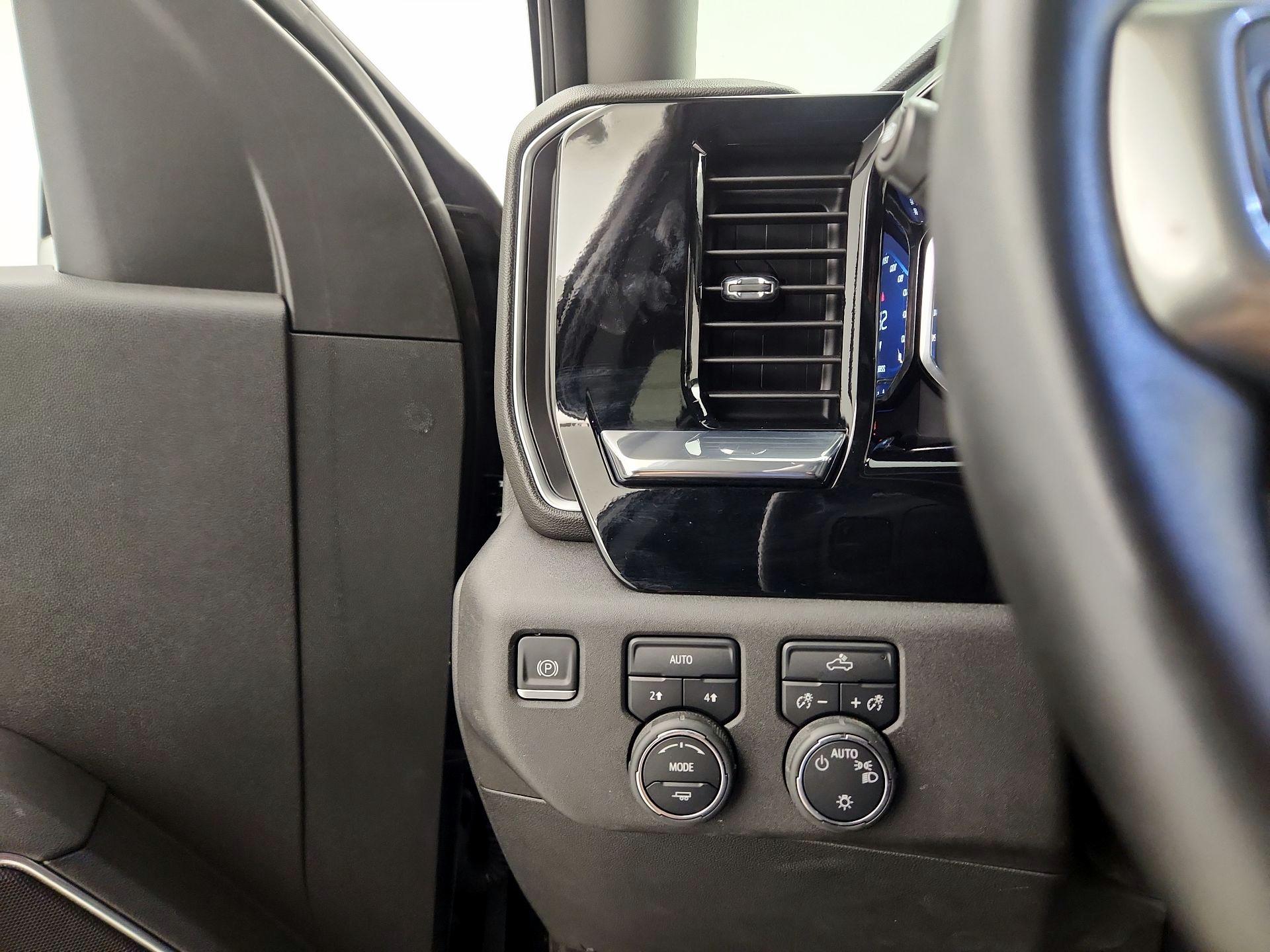 Thumbnail: 2023 Chevrolet Silverado 1500 - 13