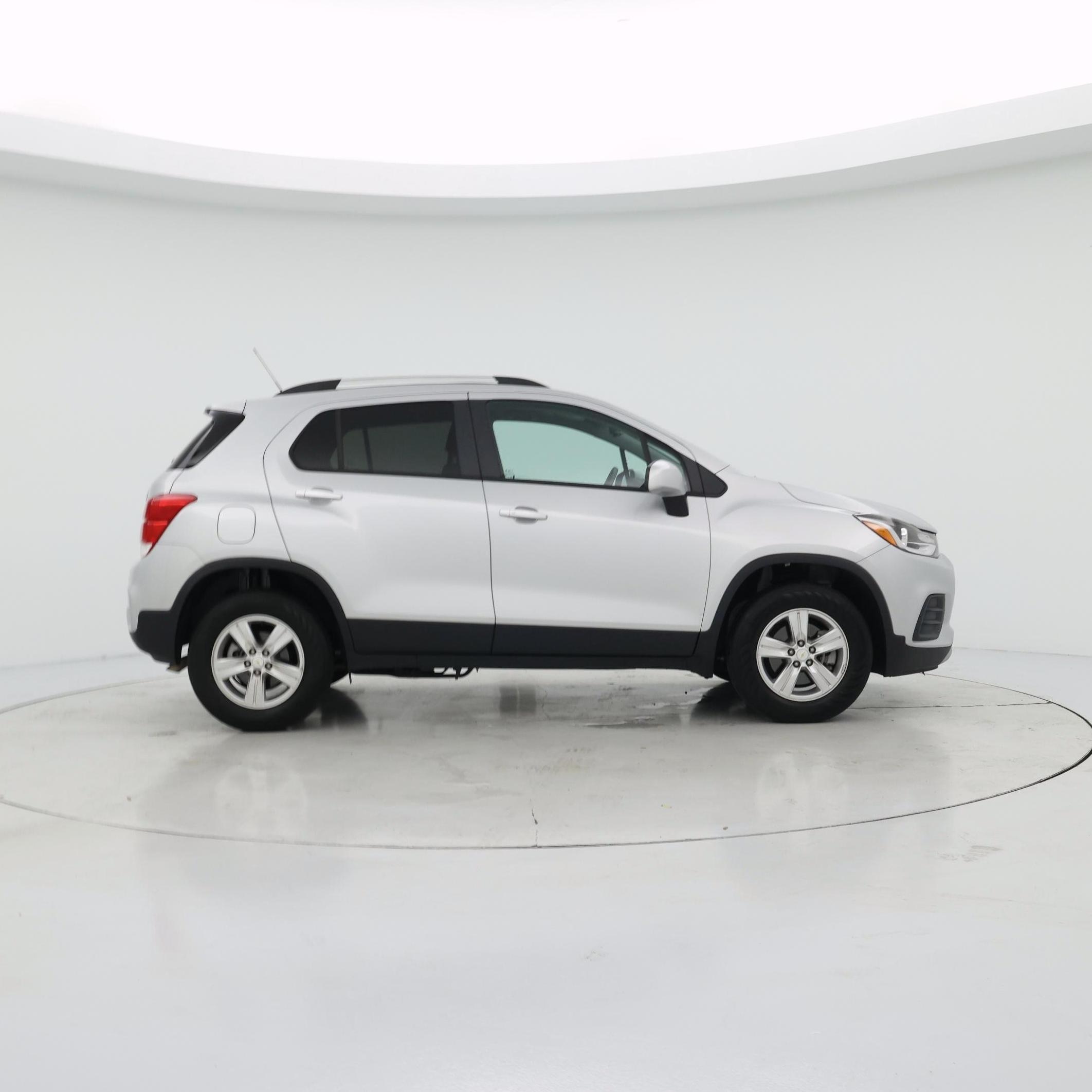 Thumbnail: 2022 Chevrolet Trax - 7