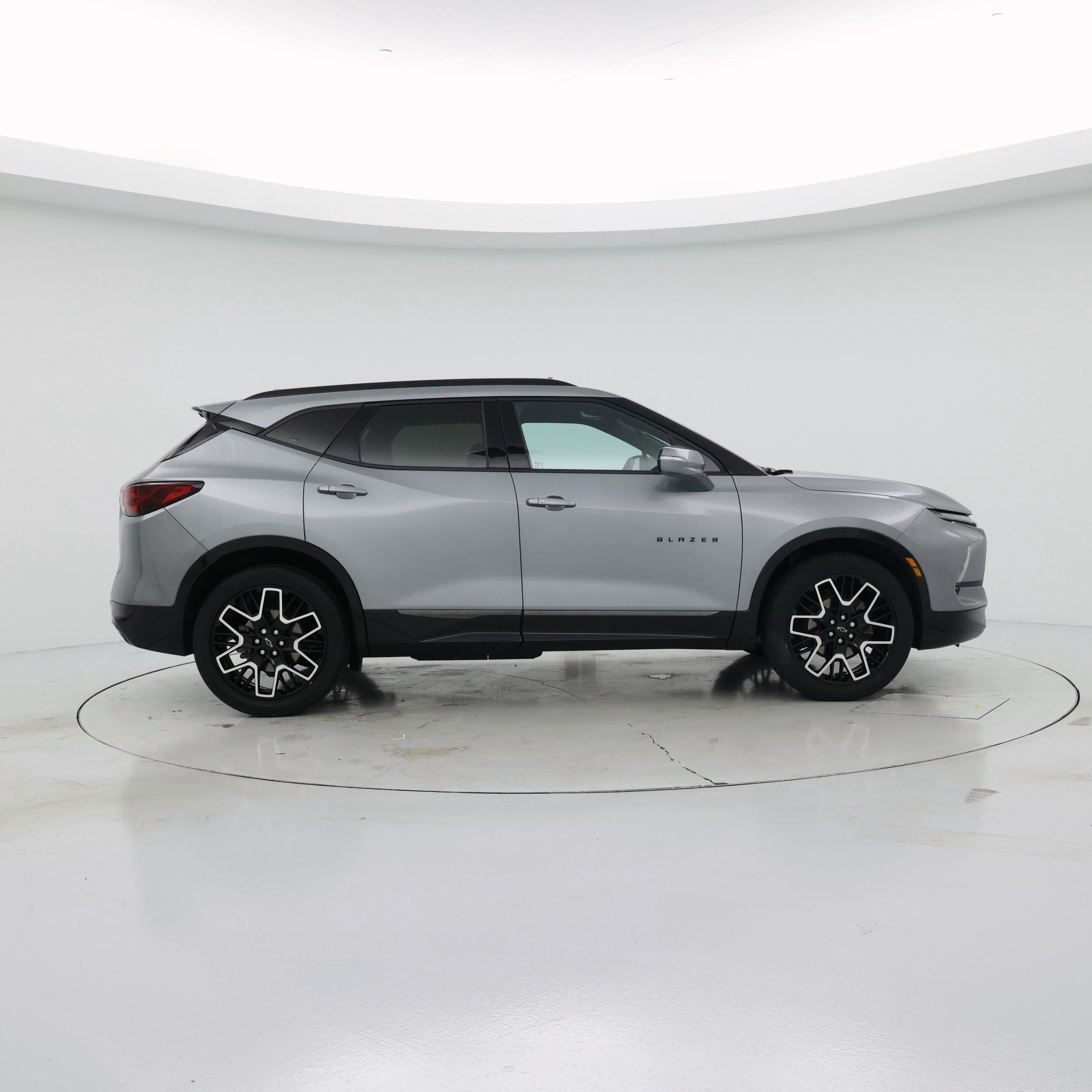 Thumbnail: 2023 Chevrolet Blazer - 7
