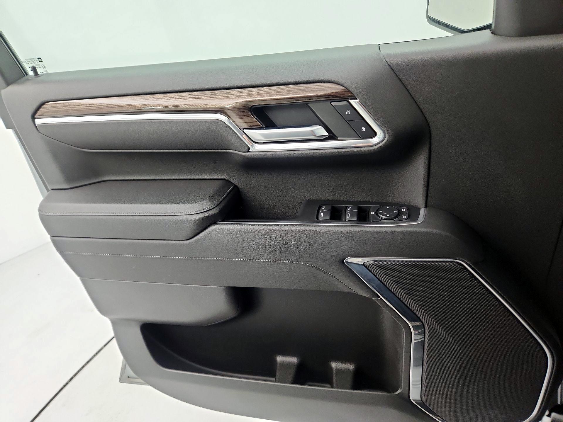 Thumbnail: 2023 Chevrolet Silverado 1500 - 10