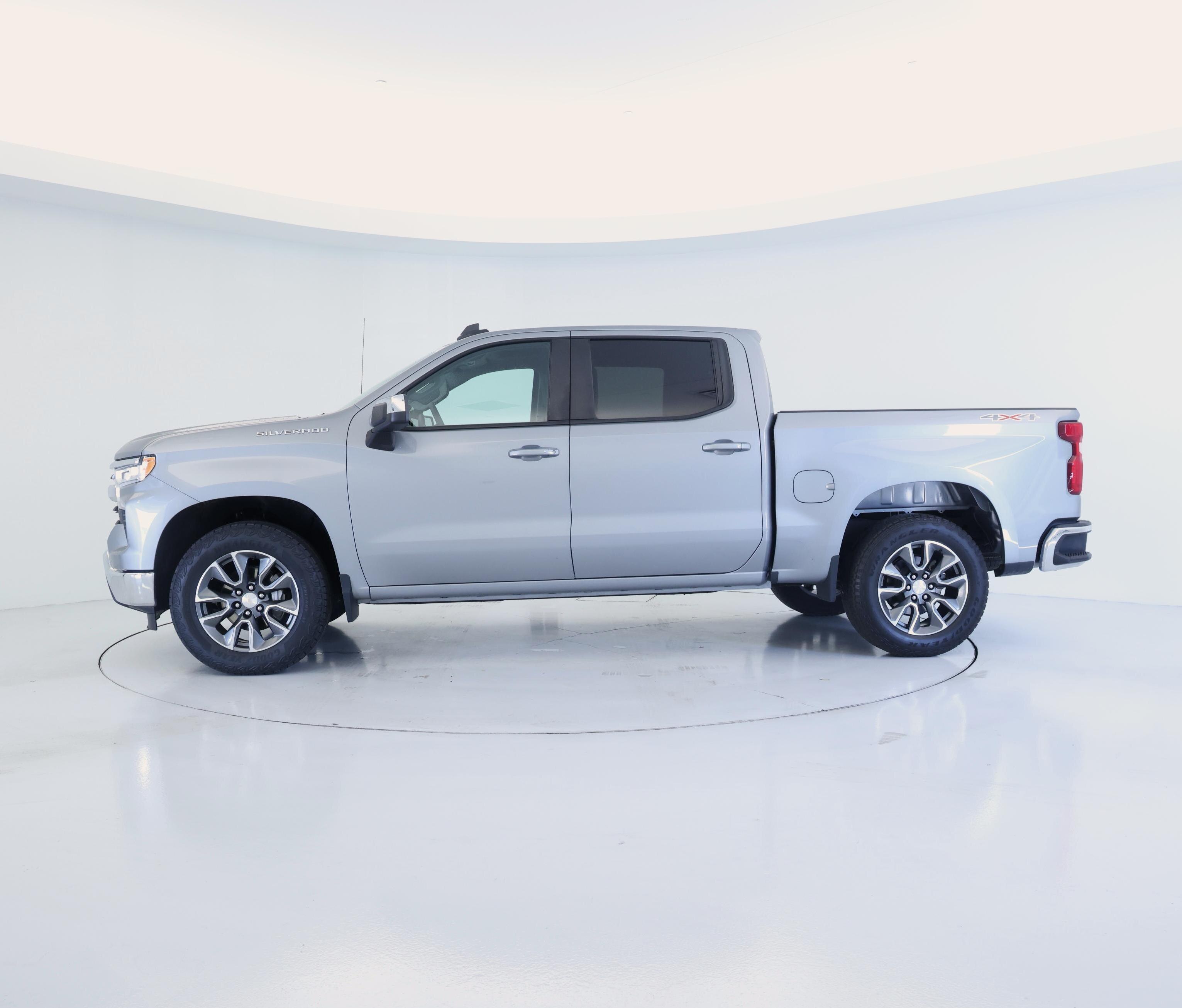 Thumbnail: 2023 Chevrolet Silverado 1500 - 3