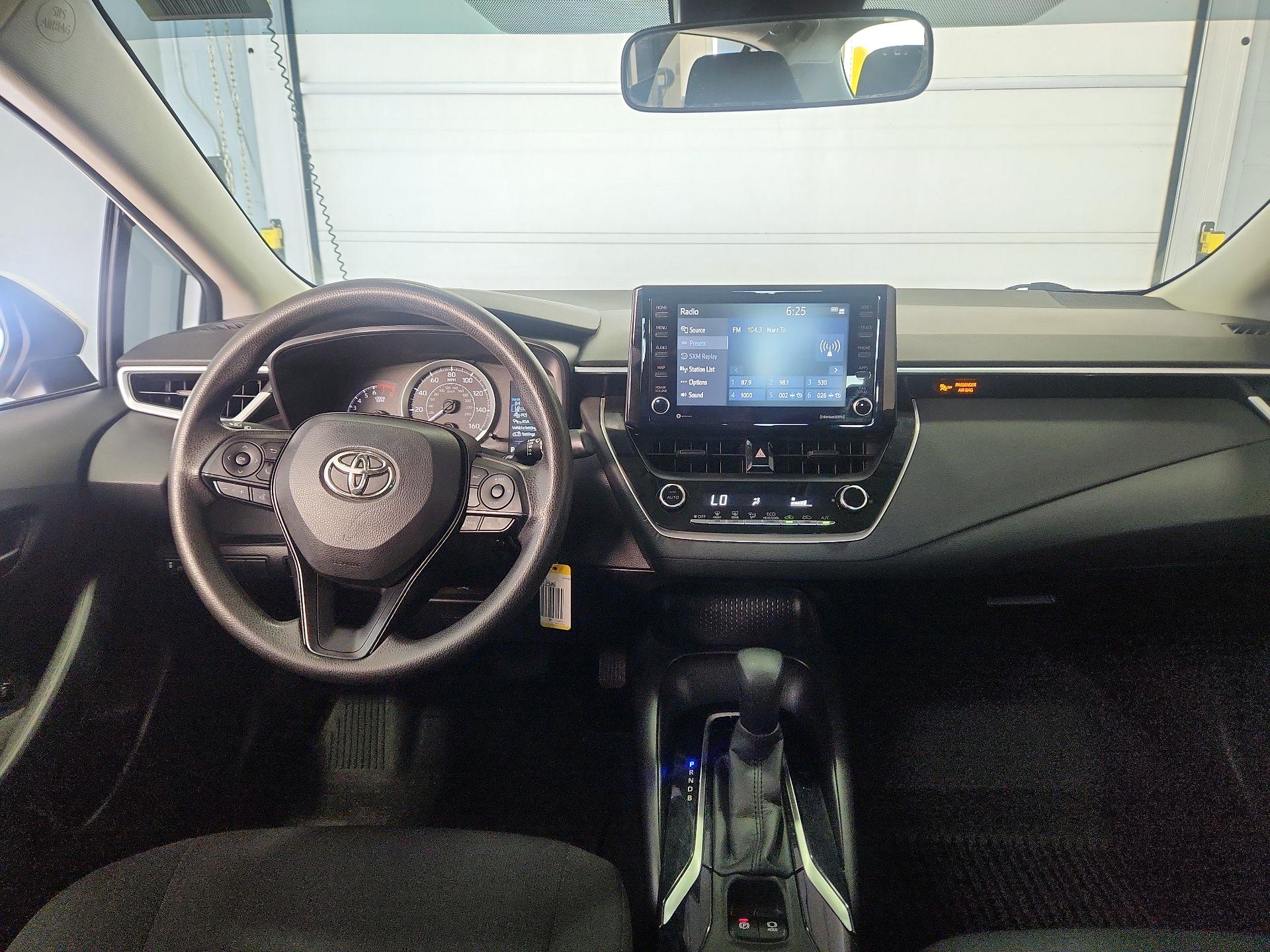 Thumbnail: 2022 Toyota Corolla - 9