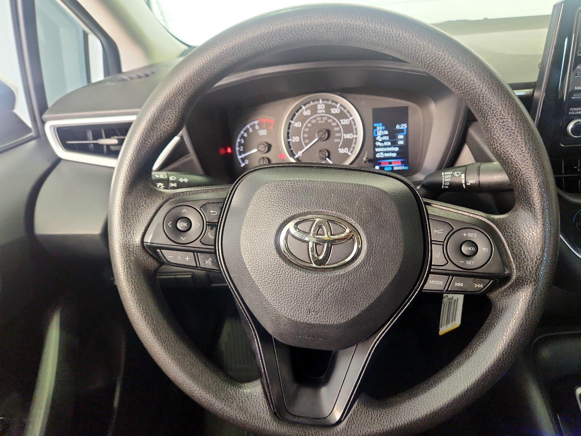 Thumbnail: 2022 Toyota Corolla - 10
