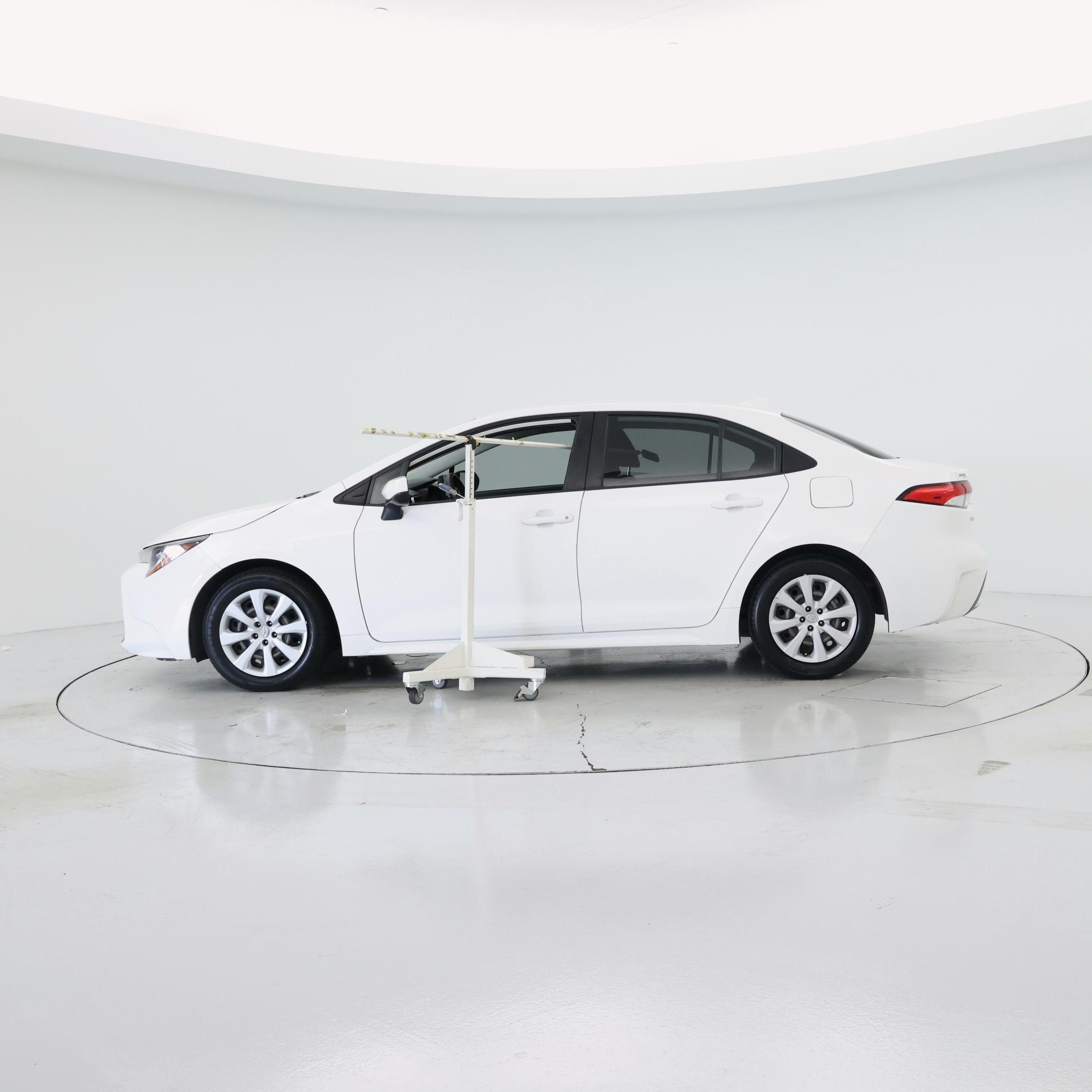 Thumbnail: 2022 Toyota Corolla - 3