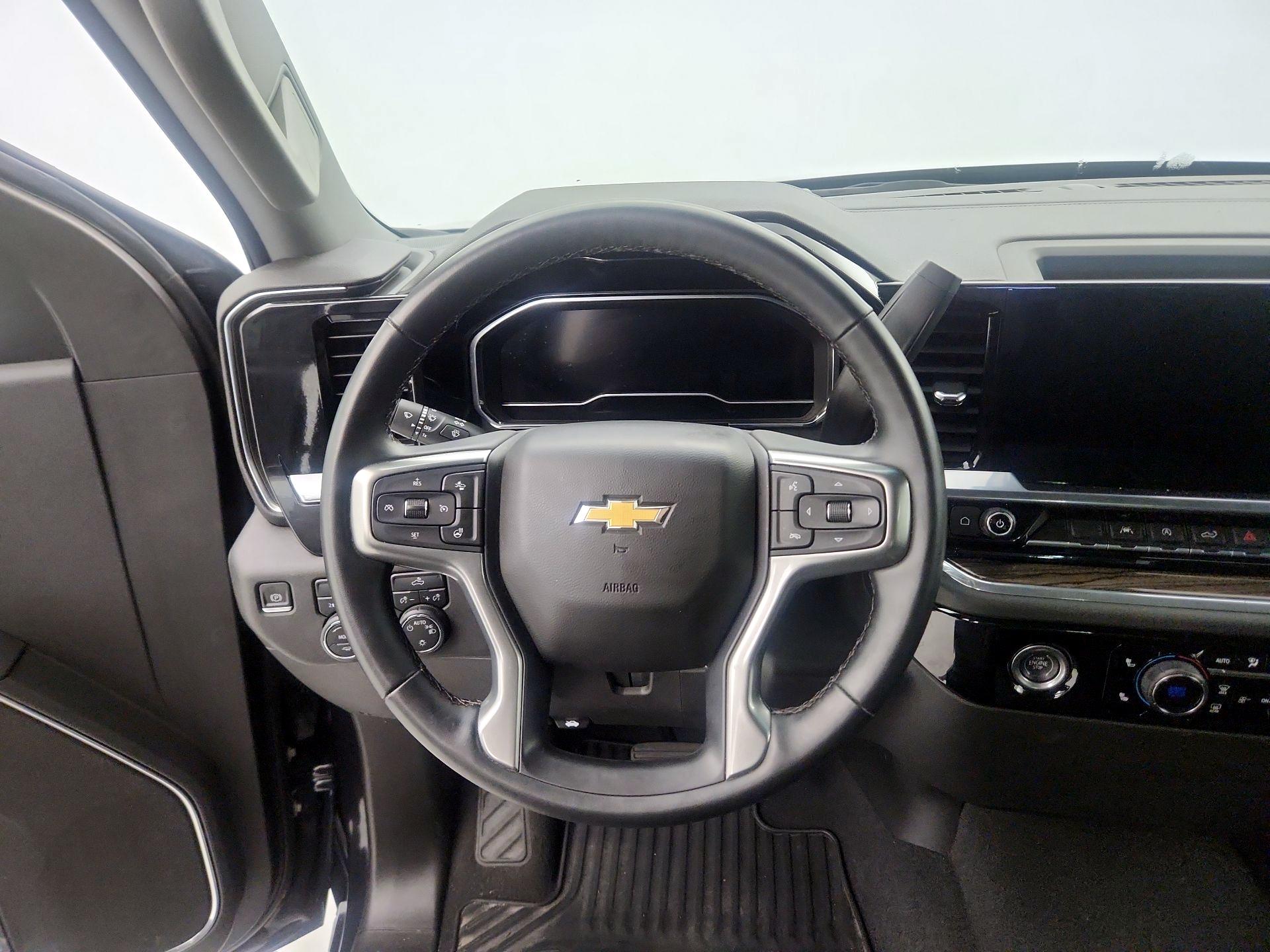 Thumbnail: 2023 Chevrolet Silverado 1500 - 10