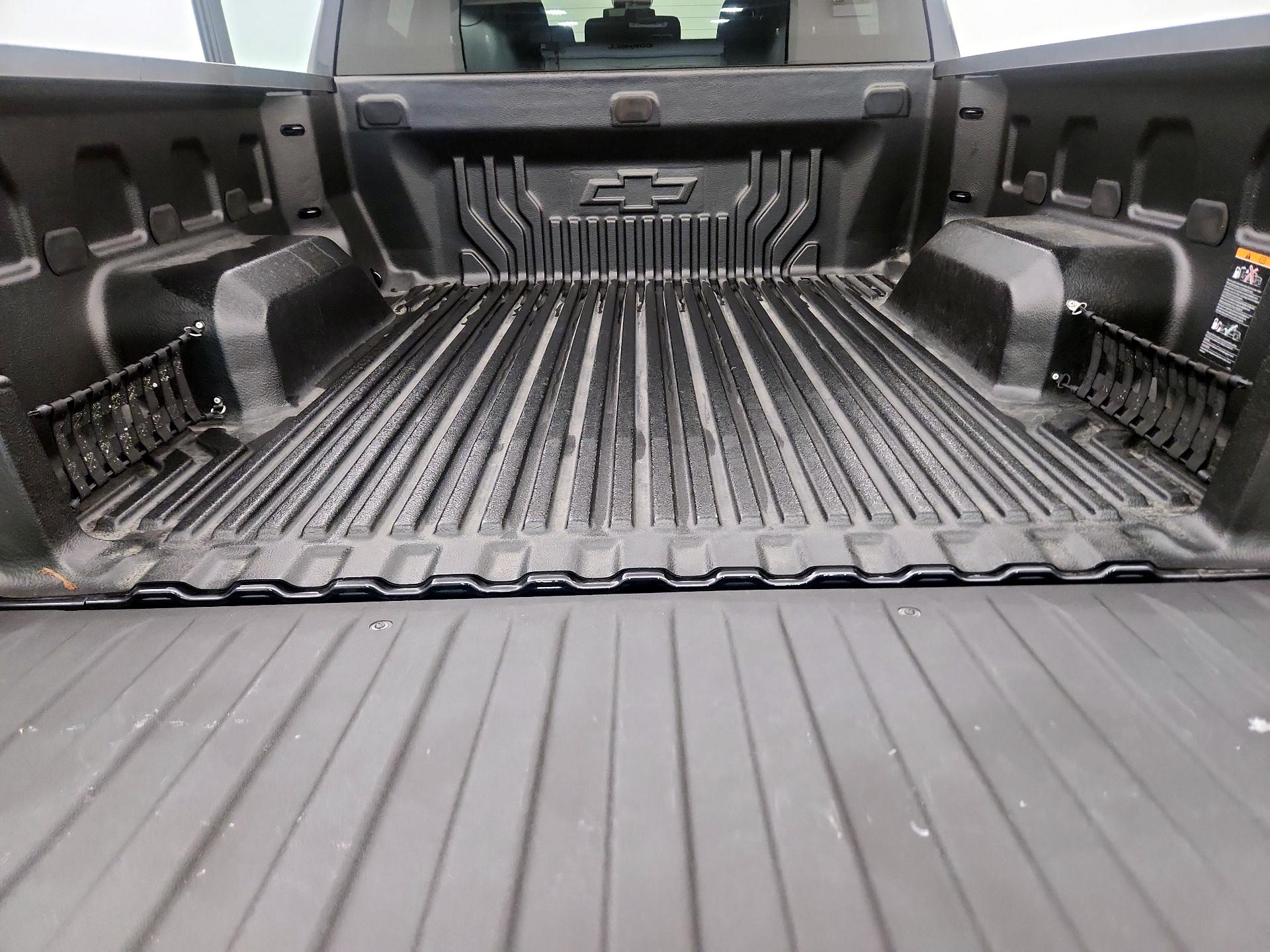 Thumbnail: 2023 Chevrolet Silverado 1500 - 18