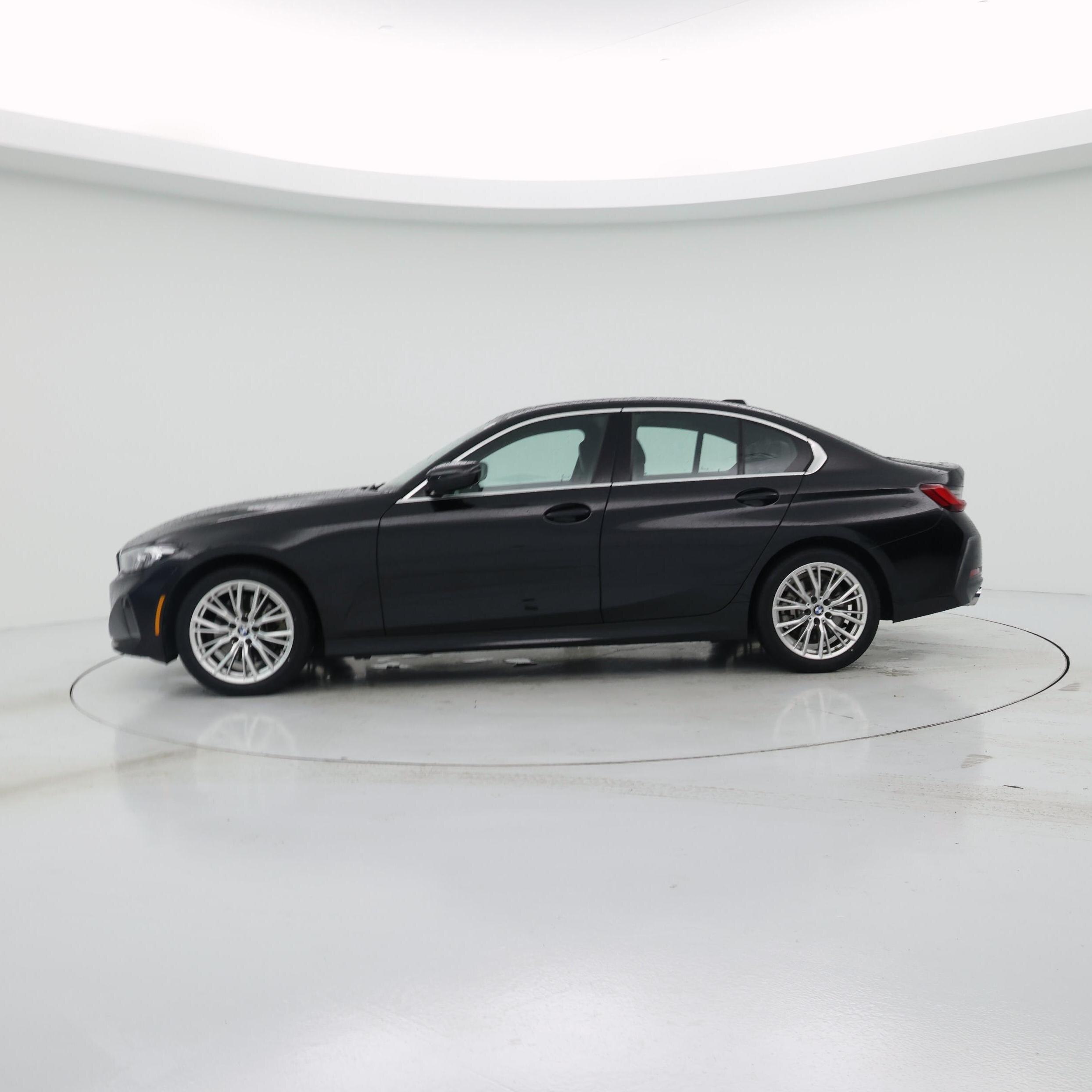 Thumbnail: 2024 BMW 3 Series - 3