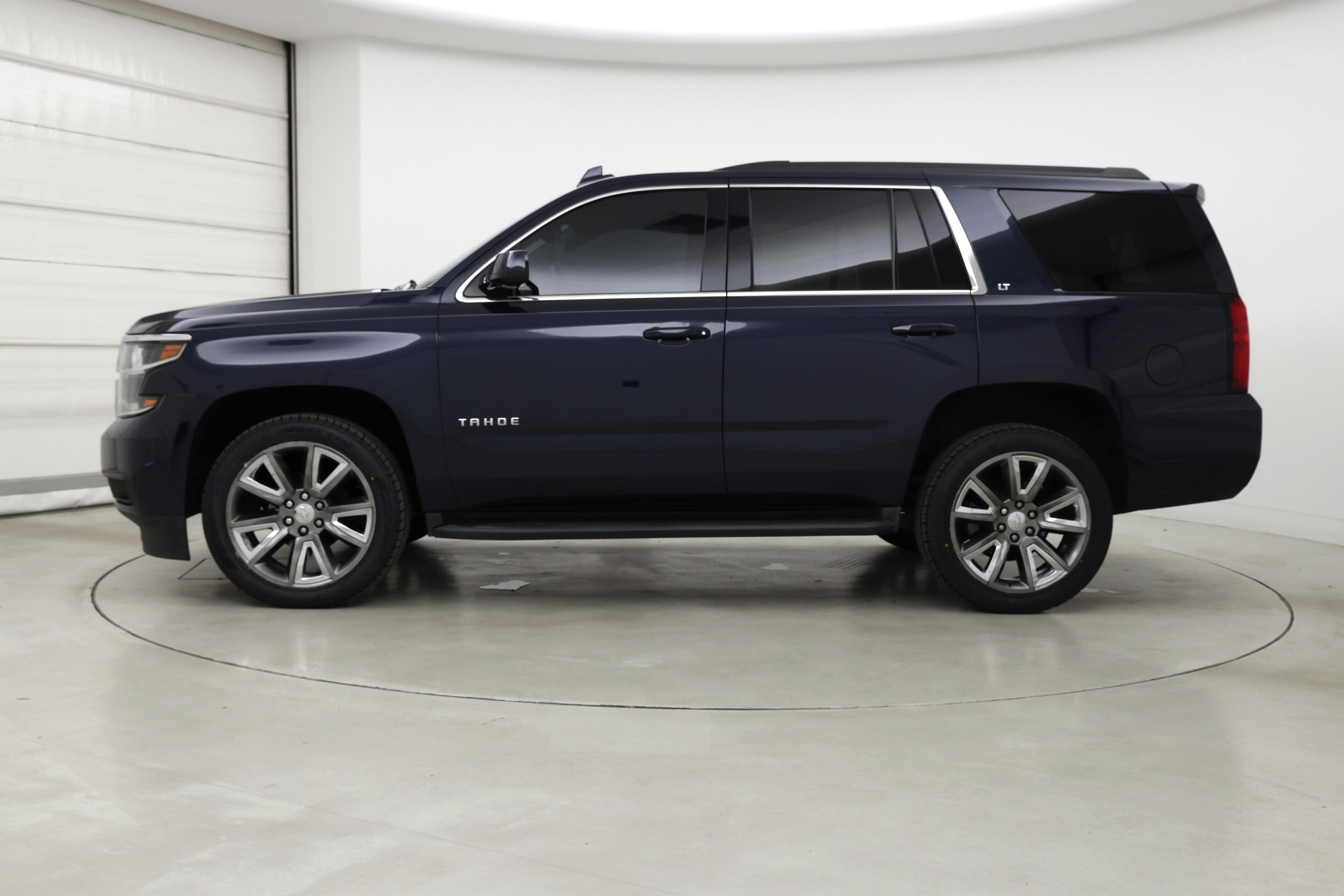 Thumbnail: 2020 Chevrolet Tahoe - 3