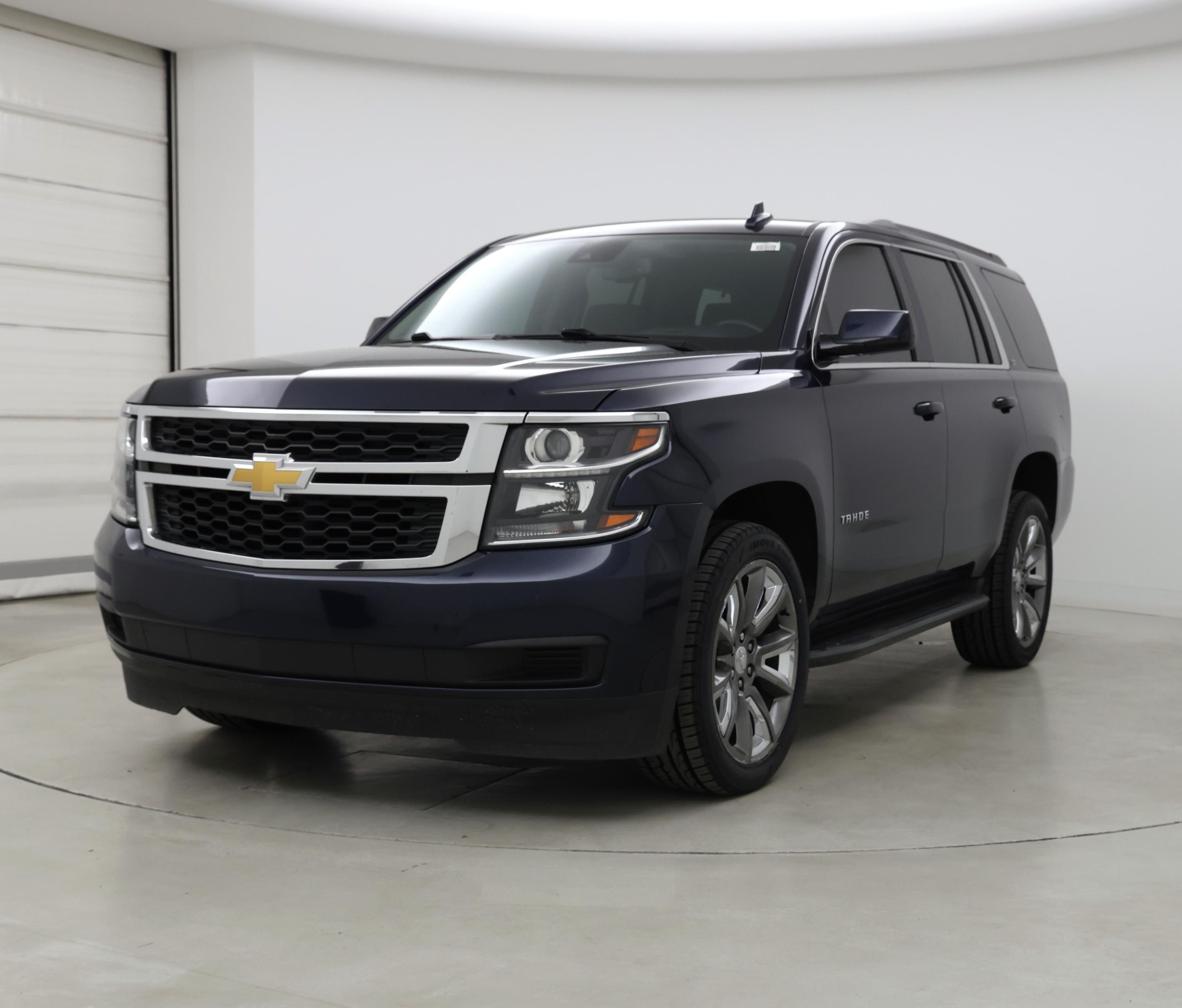 Thumbnail: 2020 Chevrolet Tahoe - 4