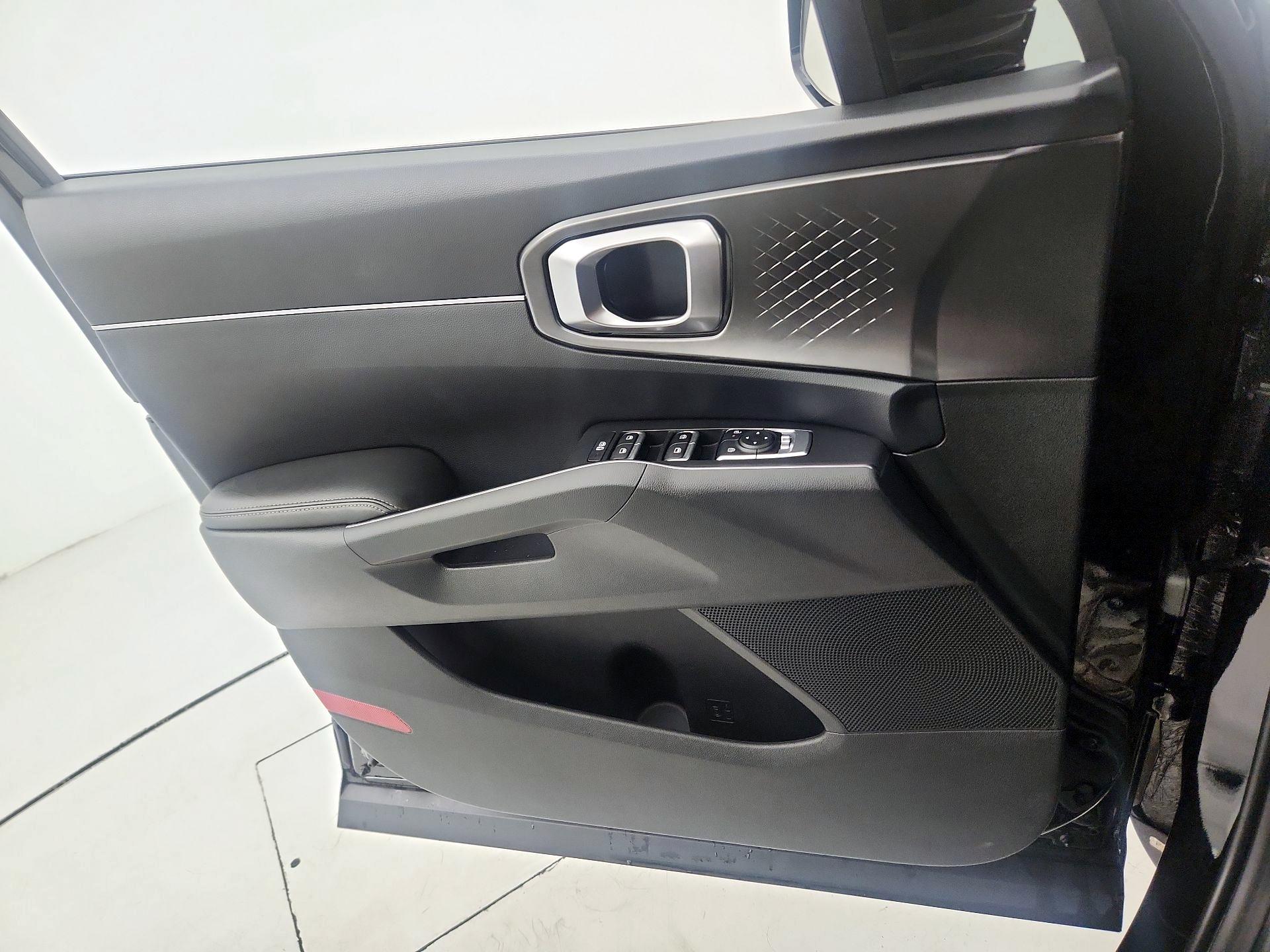 Thumbnail: 2025 Kia Sorento - 12