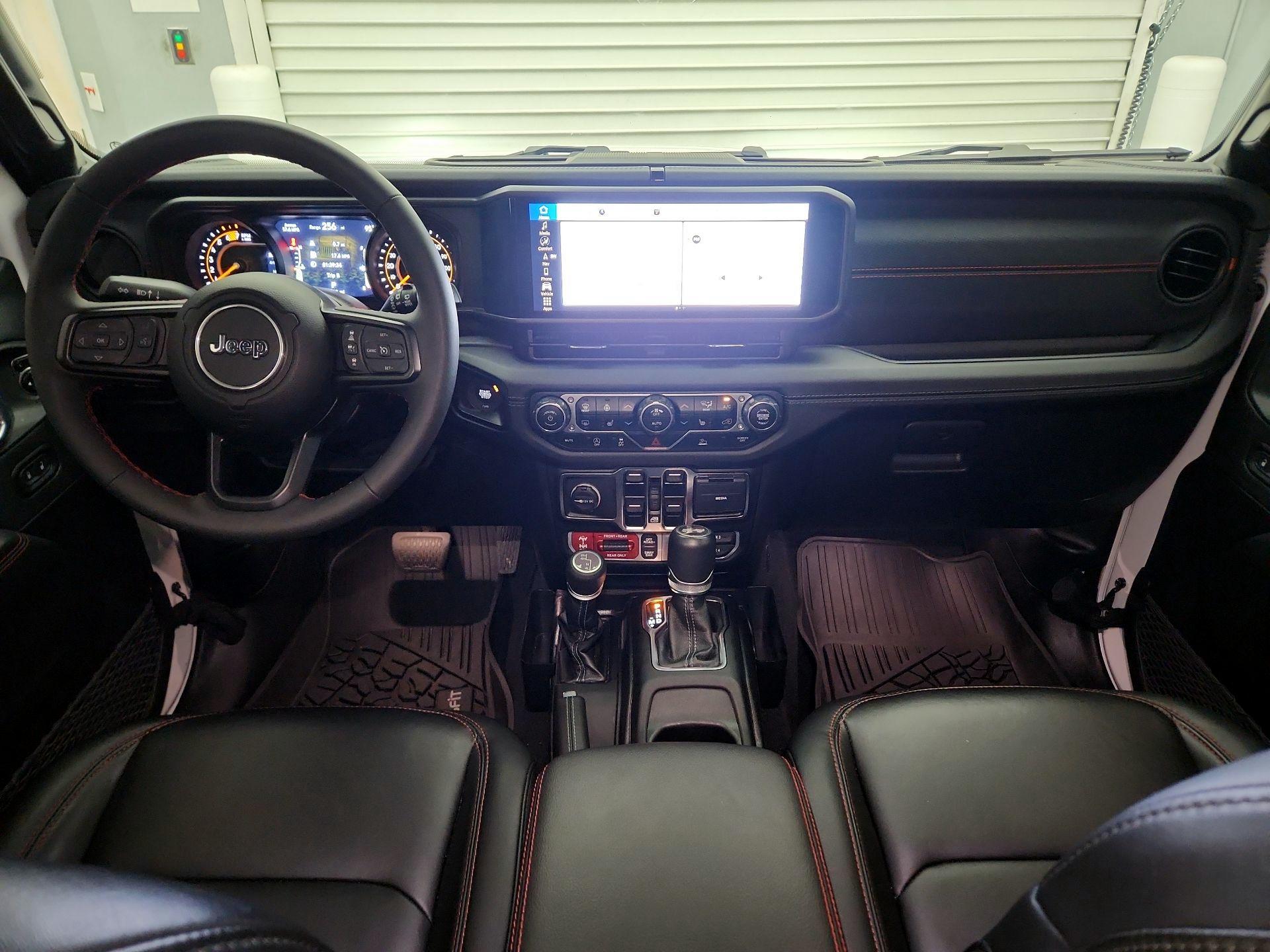 Thumbnail: 2024 Jeep Wrangler - 9