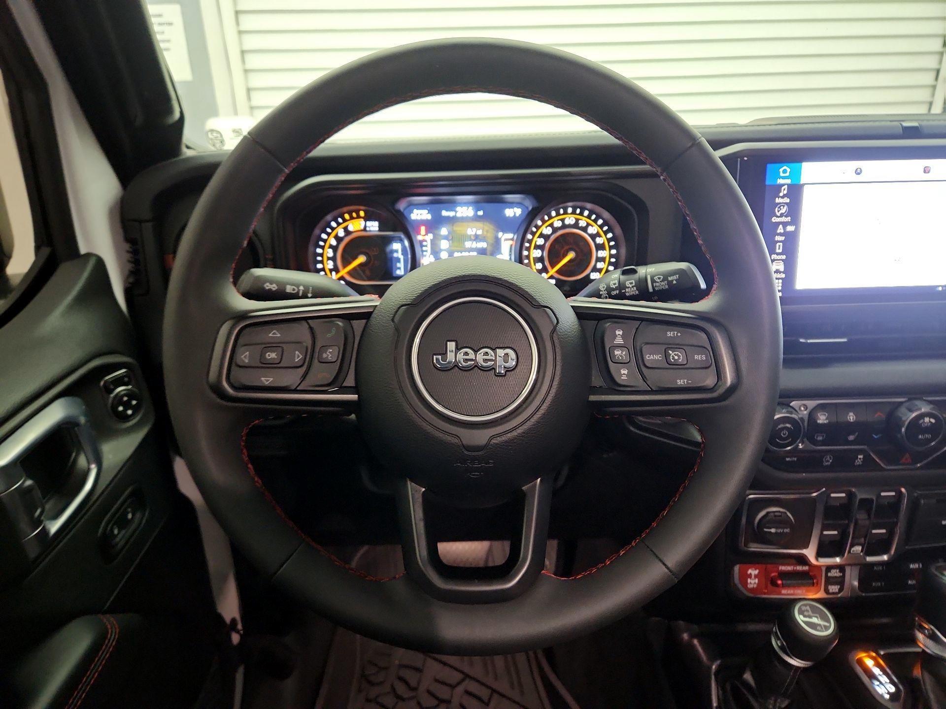 Thumbnail: 2024 Jeep Wrangler - 10