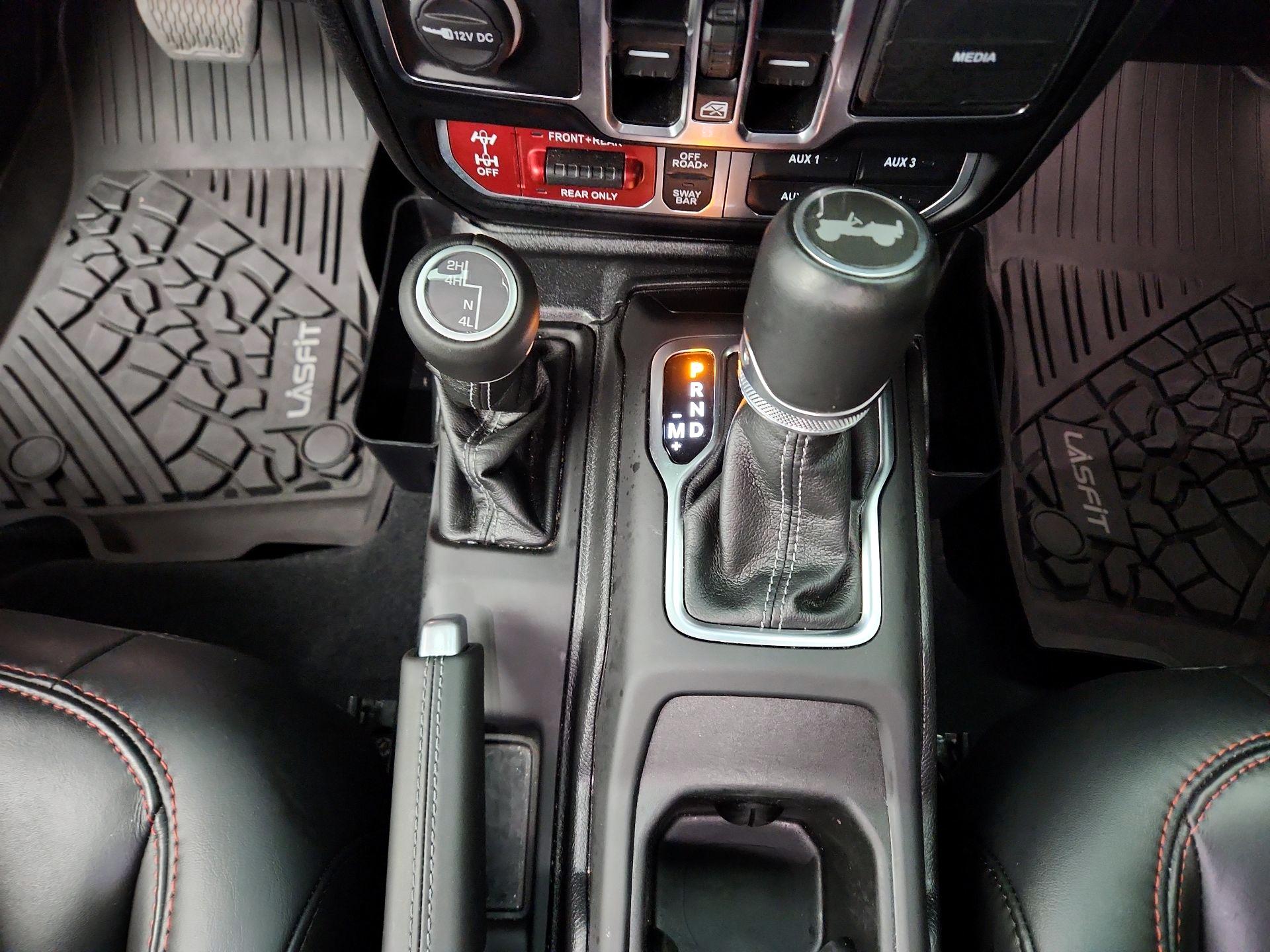 Thumbnail: 2024 Jeep Wrangler - 18